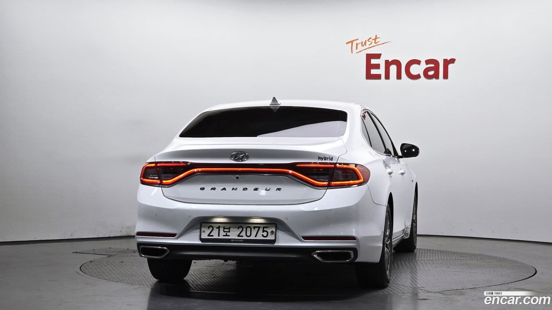 Main__Slider__Photo:Grandeur Hyundai 2018.8-3