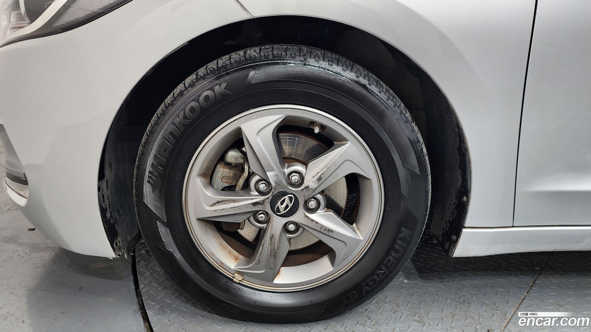 Main__Slider__Photo:AVANTE Hyundai 2015.9-4