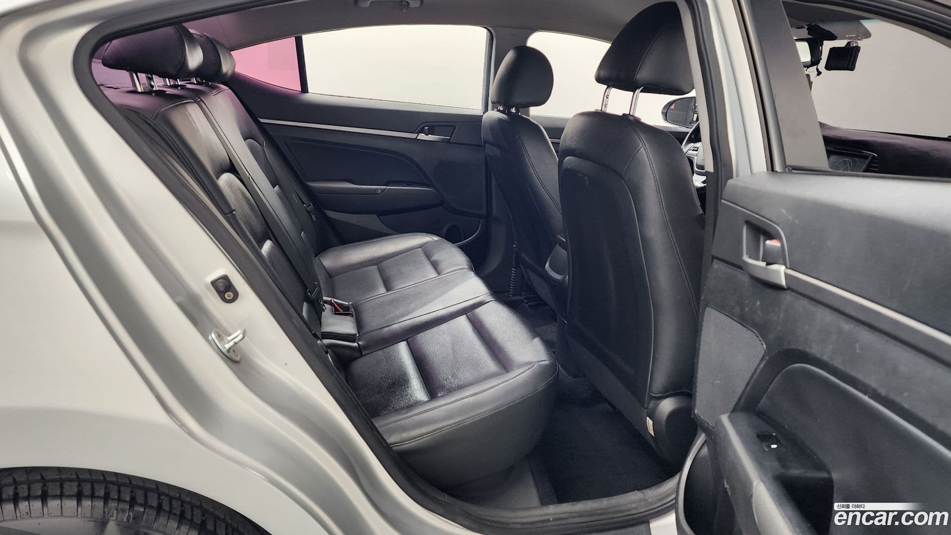 Main__Slider__Photo:AVANTE Hyundai 2015.9-11