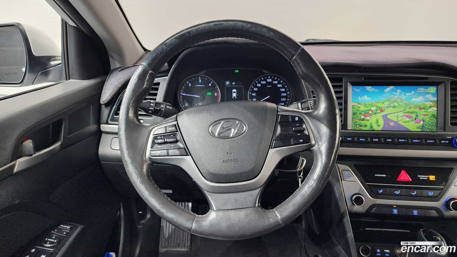 AVANTE Hyundai 2015.9-OPTION-017