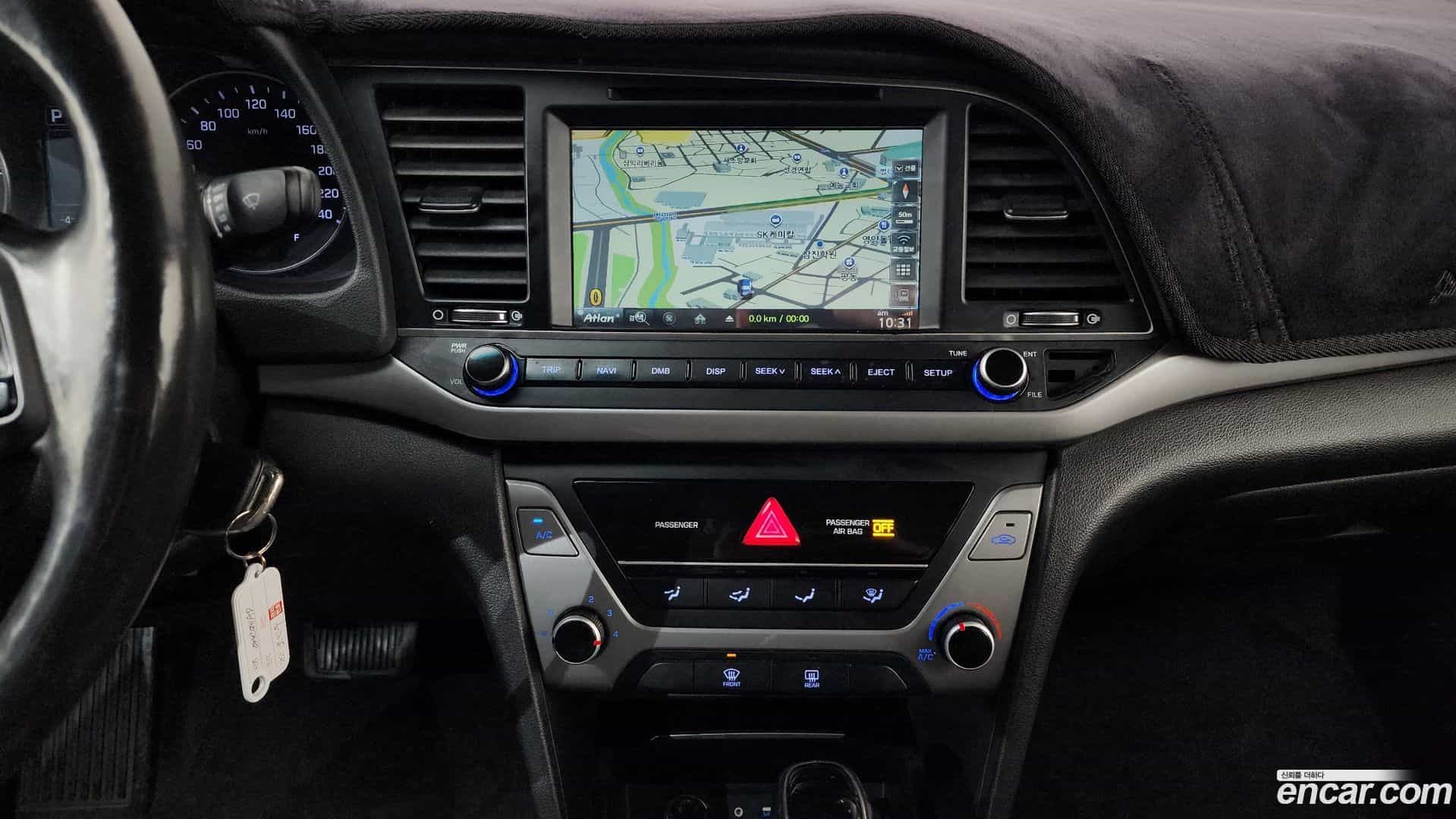 AVANTE Hyundai 2015.9-OPTION-018