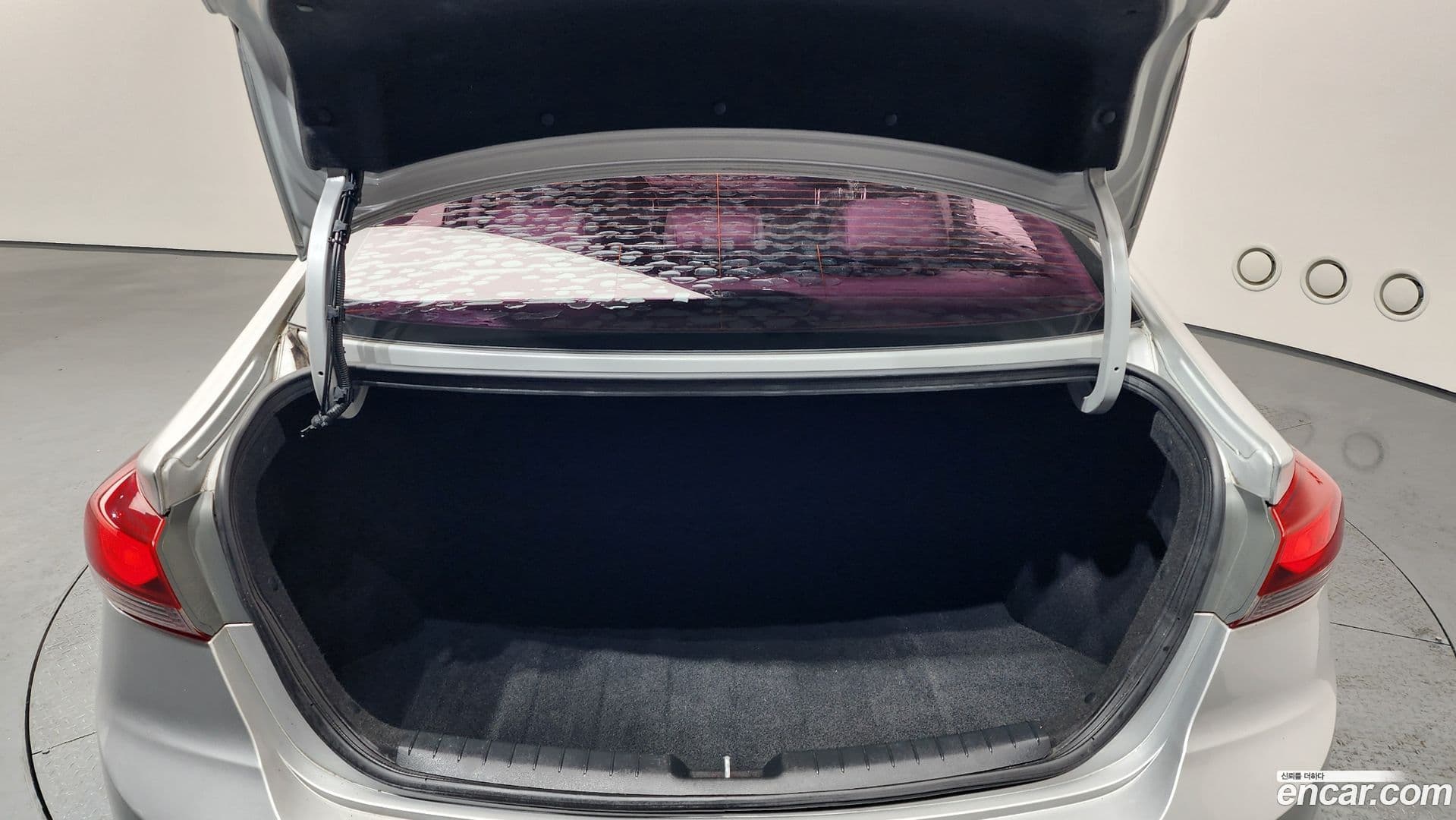 Main__Slider__Photo:AVANTE Hyundai 2015.9-19