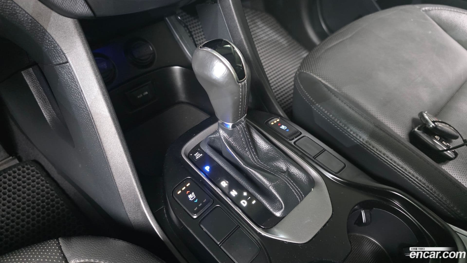 Main__Slider__Photo:Santafe Hyundai 2014.6-8