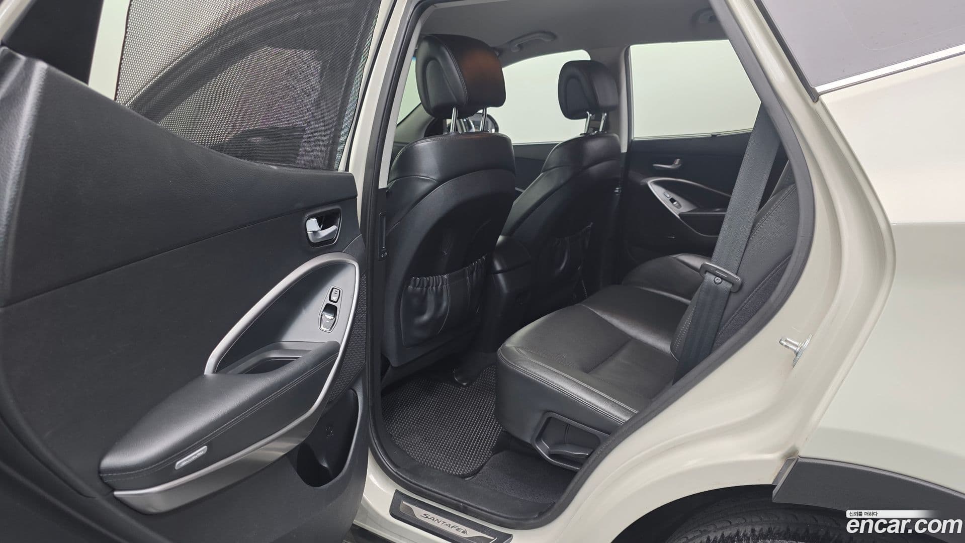 Main__Slider__Photo:Santafe Hyundai 2014.6-16