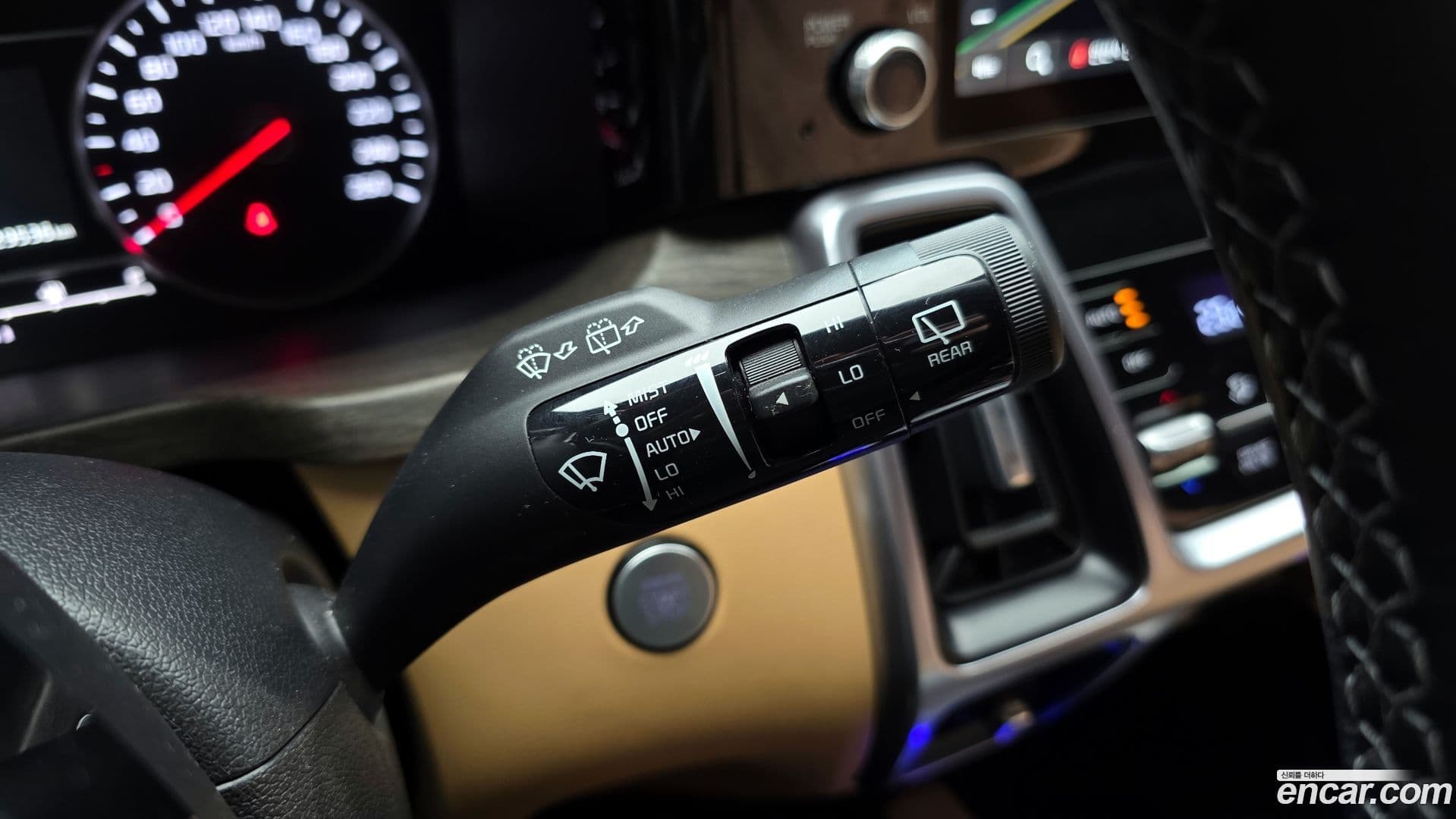 Main__Slider__Photo:Sorento Kia 2022.10-15