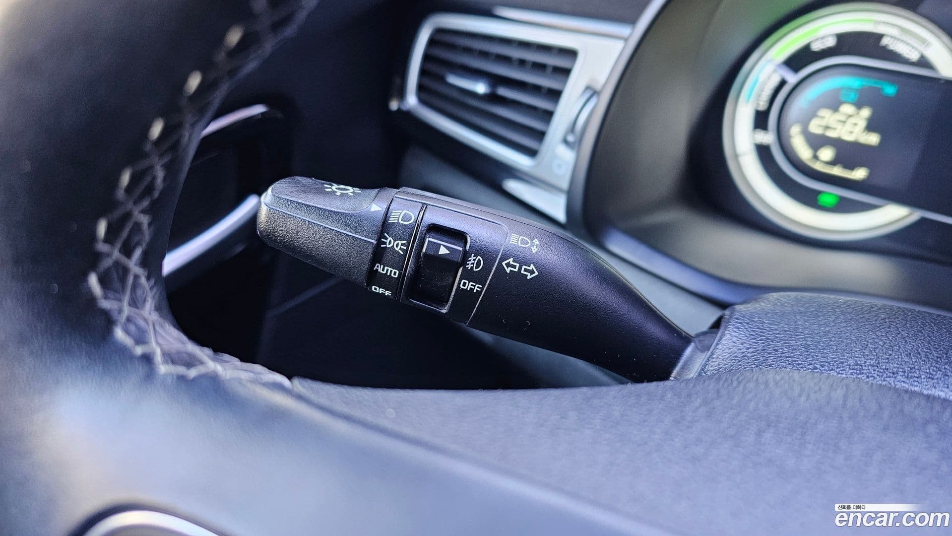 Main__Slider__Photo:Niro Kia 2017.2-18