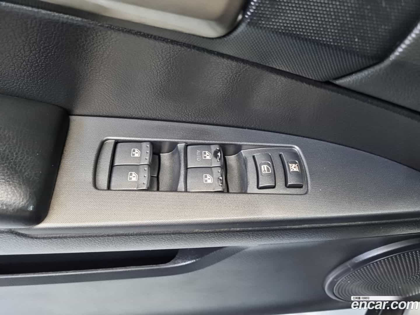 Actyon KG_Mobility_Ssangyong 2011.11-INNER-010