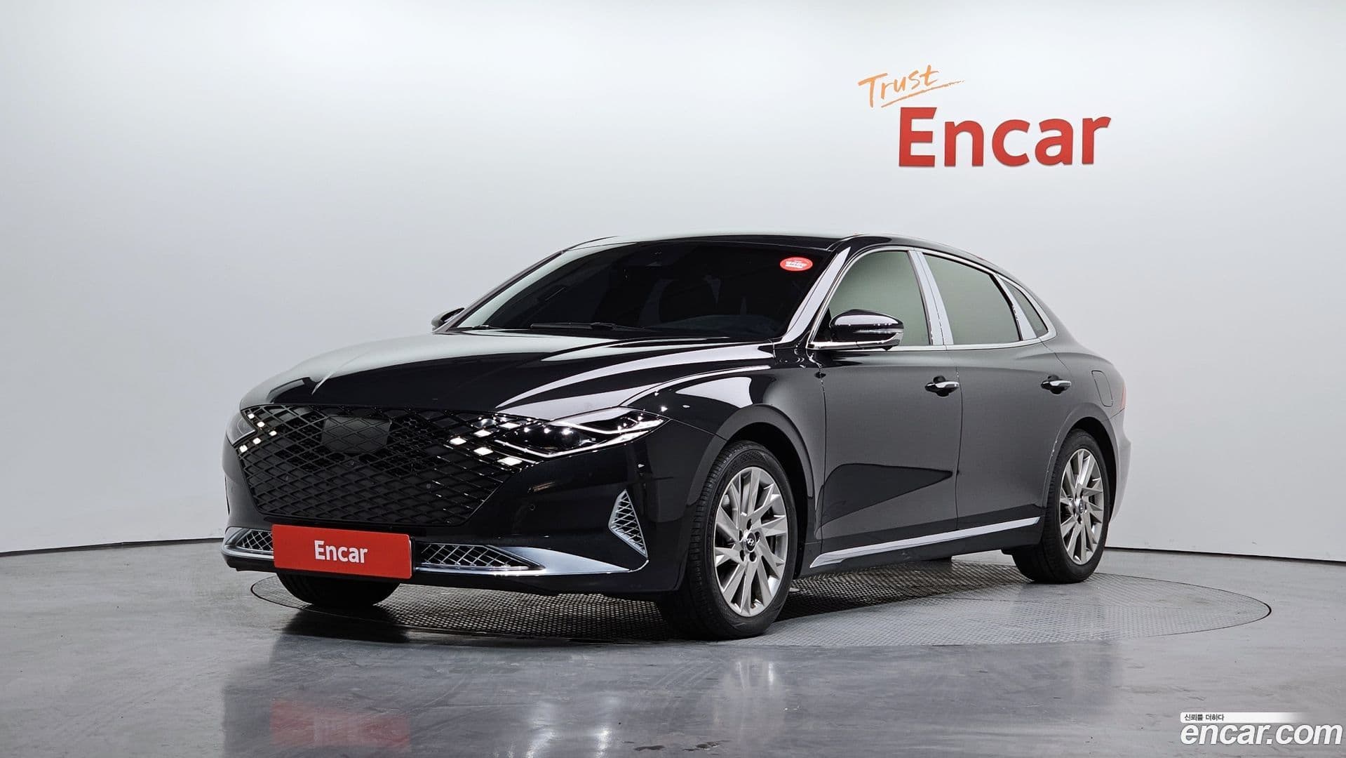 Main__Slider__Photo:Grandeur Hyundai 2020.4-0