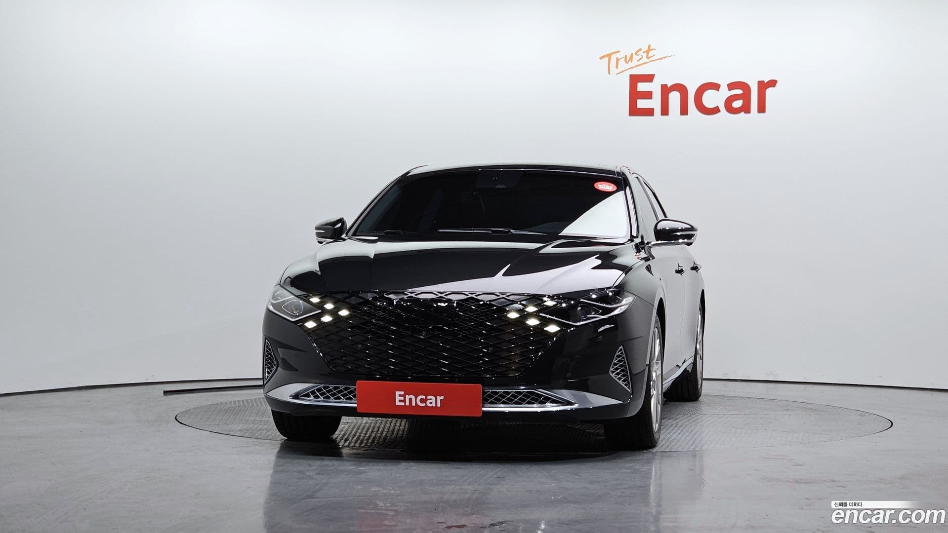 Main__Slider__Photo:Grandeur Hyundai 2020.4-2