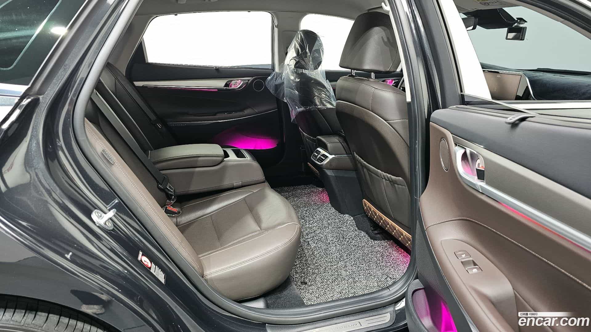 Grandeur Hyundai 2020.4-OPTION-016