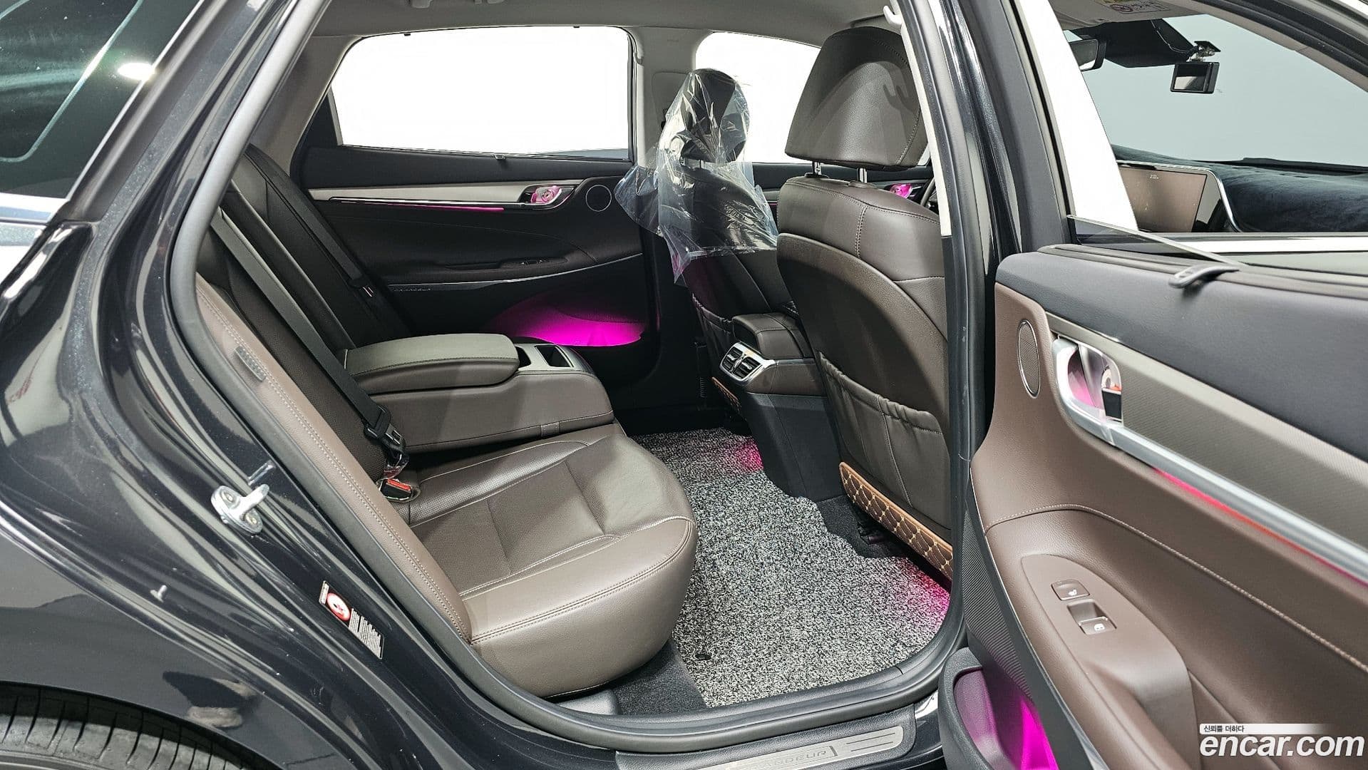 Main__Slider__Photo:Grandeur Hyundai 2020.4-11