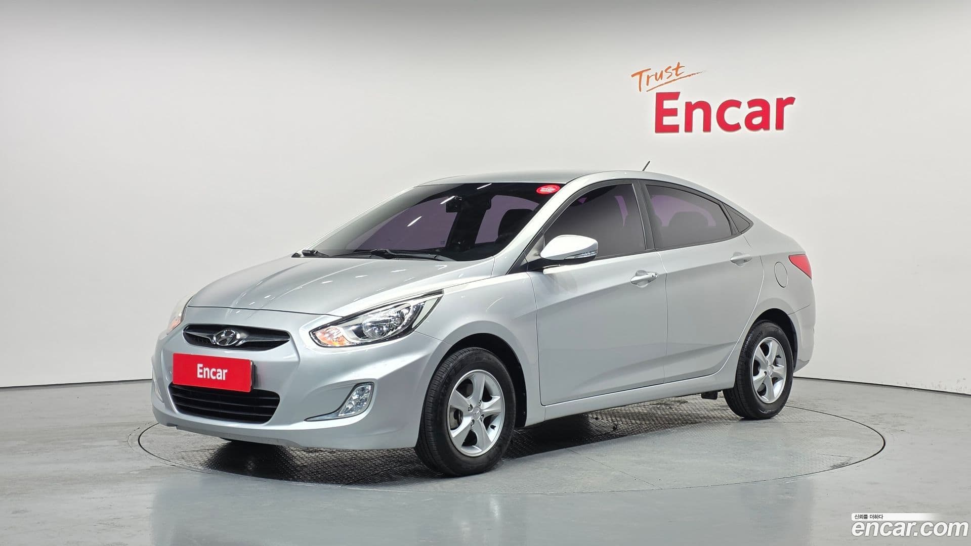 Main__Slider__Photo:Accent Hyundai 2012.11-0