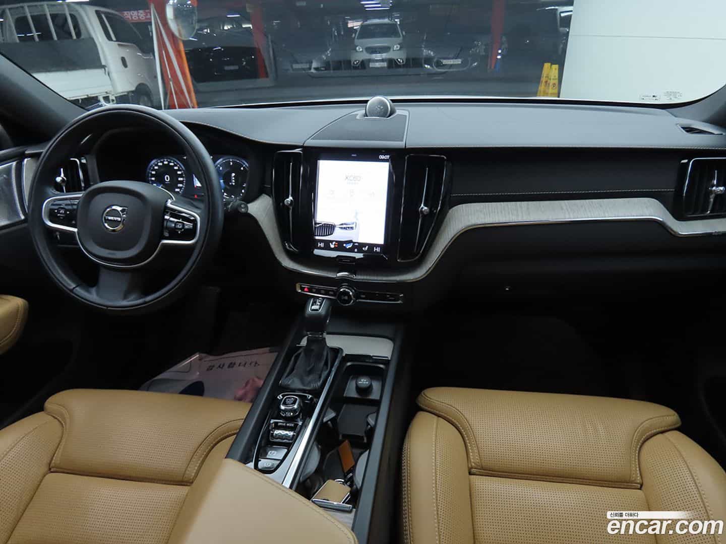 XC60 Volvo 2019.4-OUTER-005