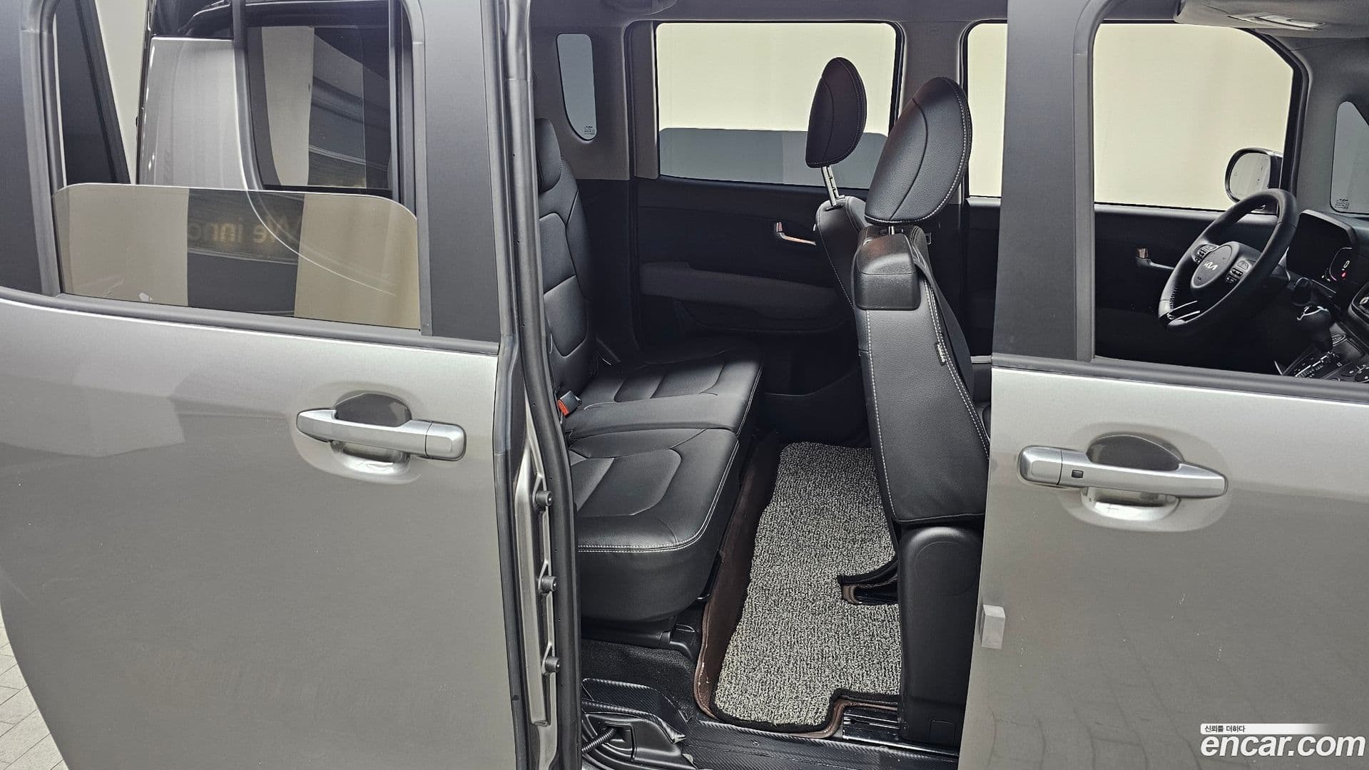 Main__Slider__Photo:RAY Kia 2024.7-11