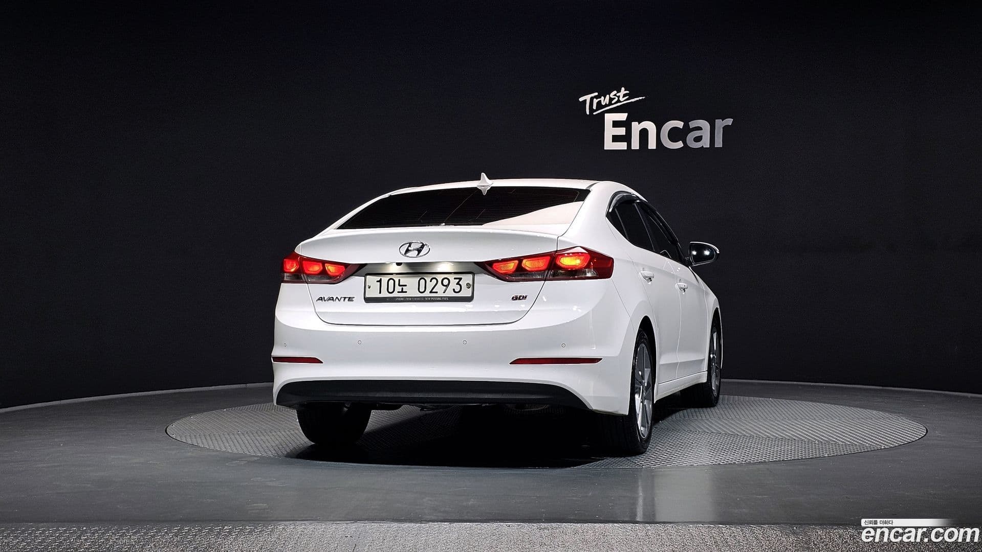 Main__Slider__Photo:AVANTE Hyundai 2016.9-3