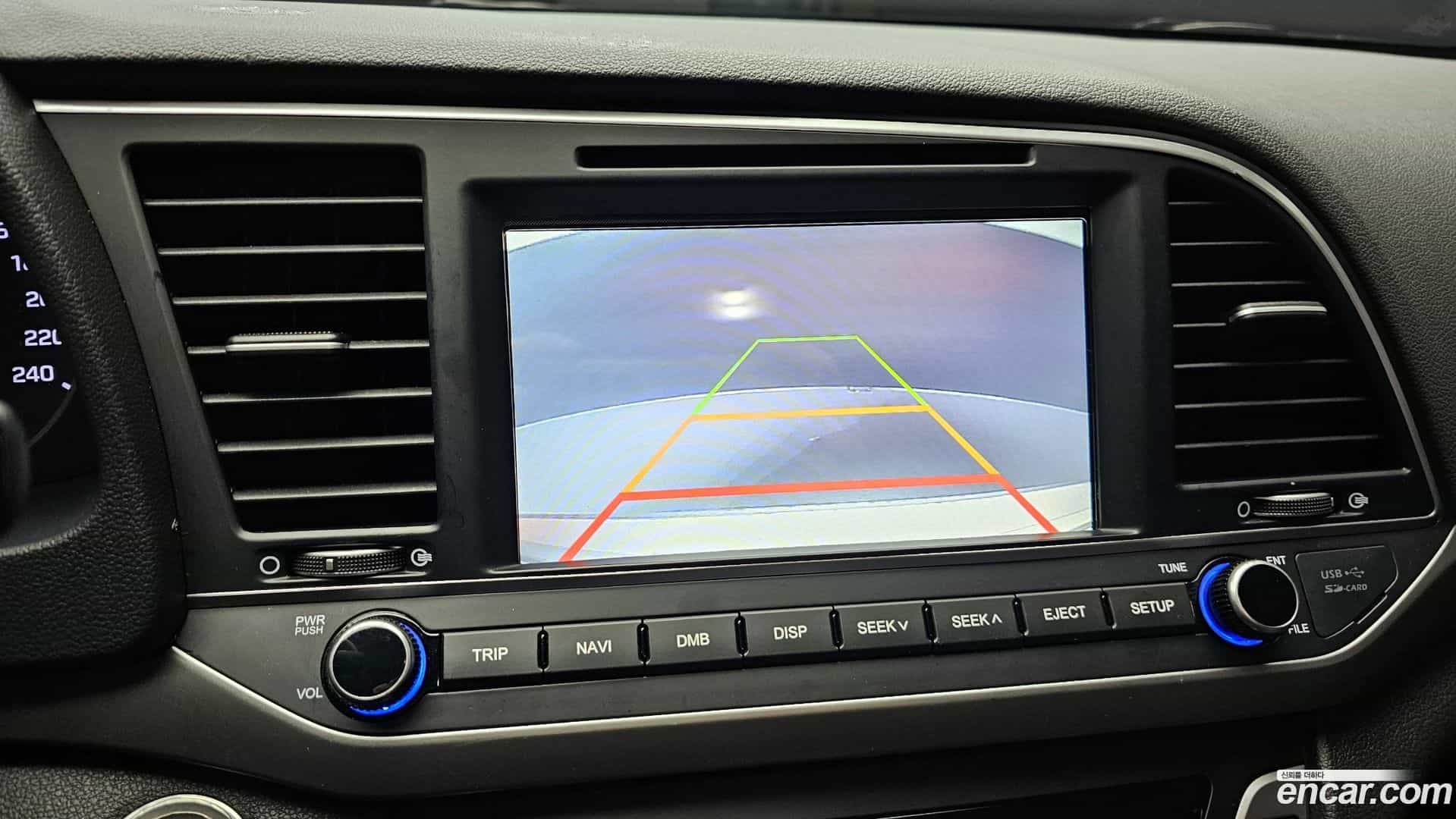 AVANTE Hyundai 2016.9-OPTION-020