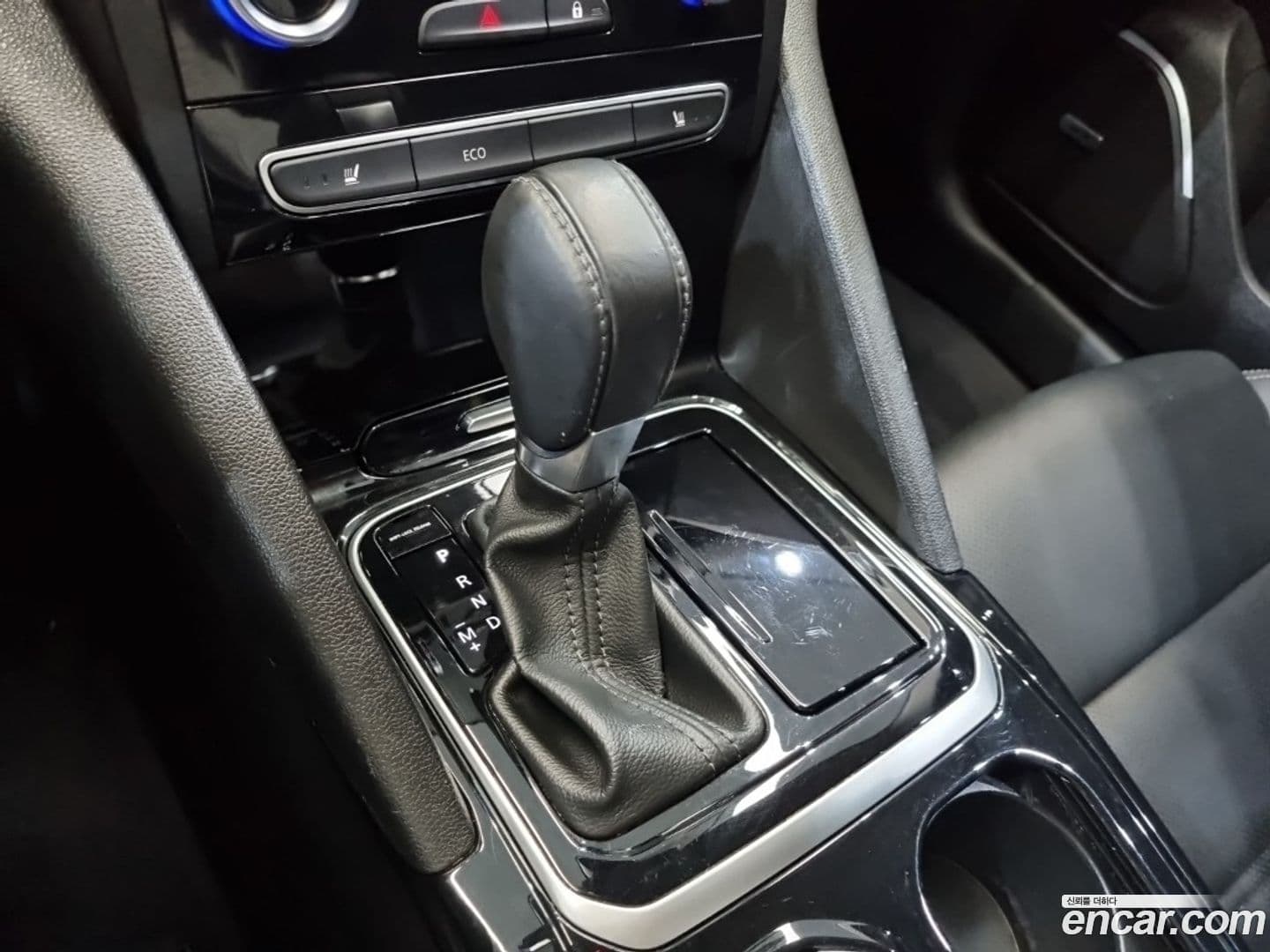 Main__Slider__Photo:SM6 Renault-KoreaSamsung 2020.3-10