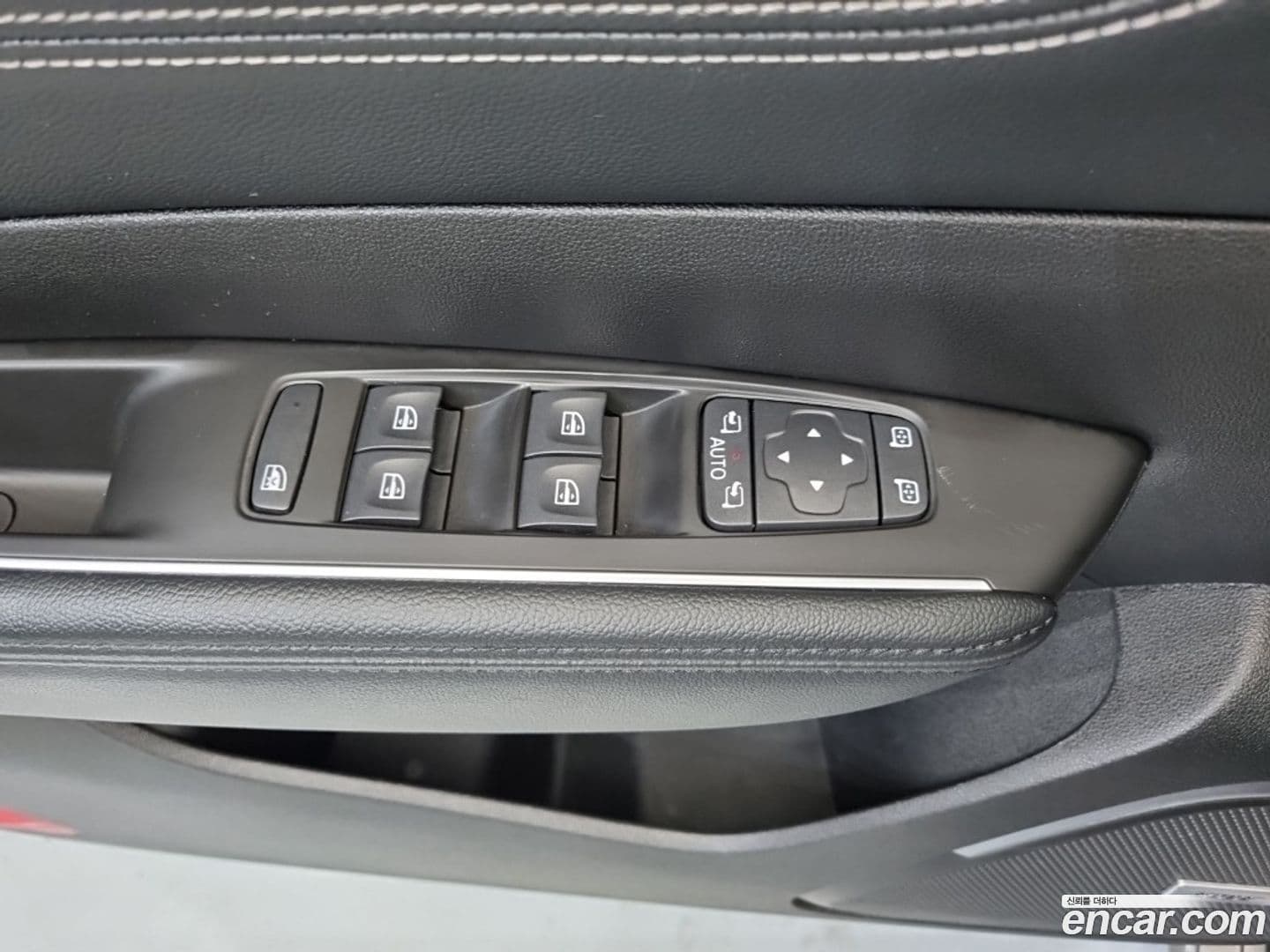 Main__Slider__Photo:SM6 Renault-KoreaSamsung 2020.3-12