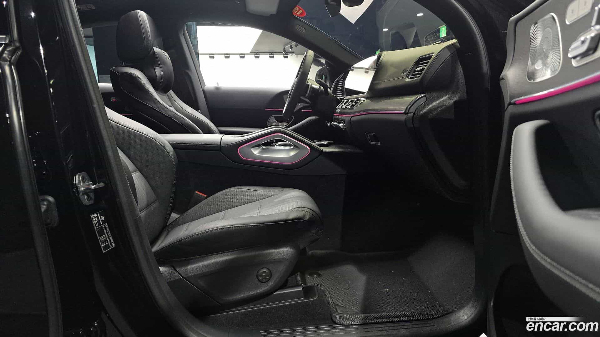 GLE-Class Mercedes-Benz 2025.11-OPTION-015