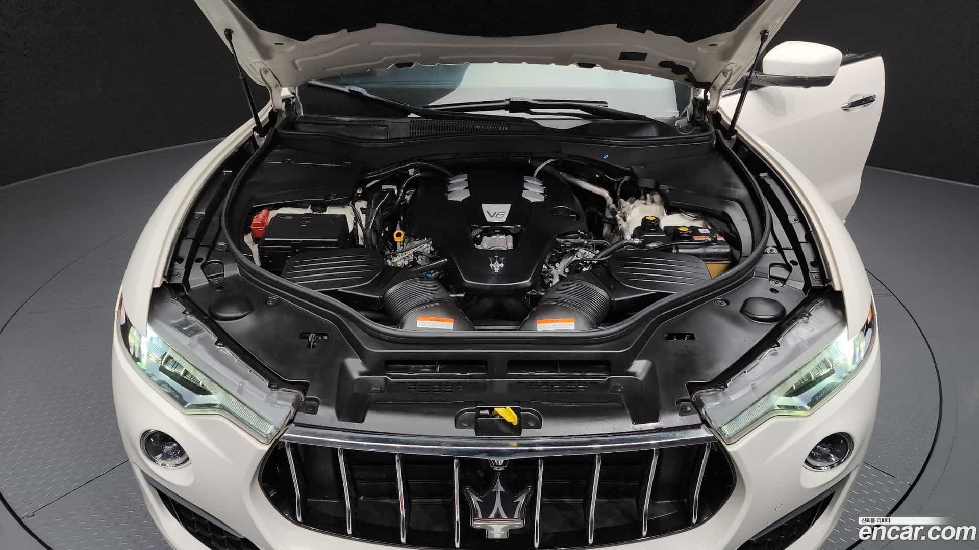 Levante Maserati 2020.8-INNER-006