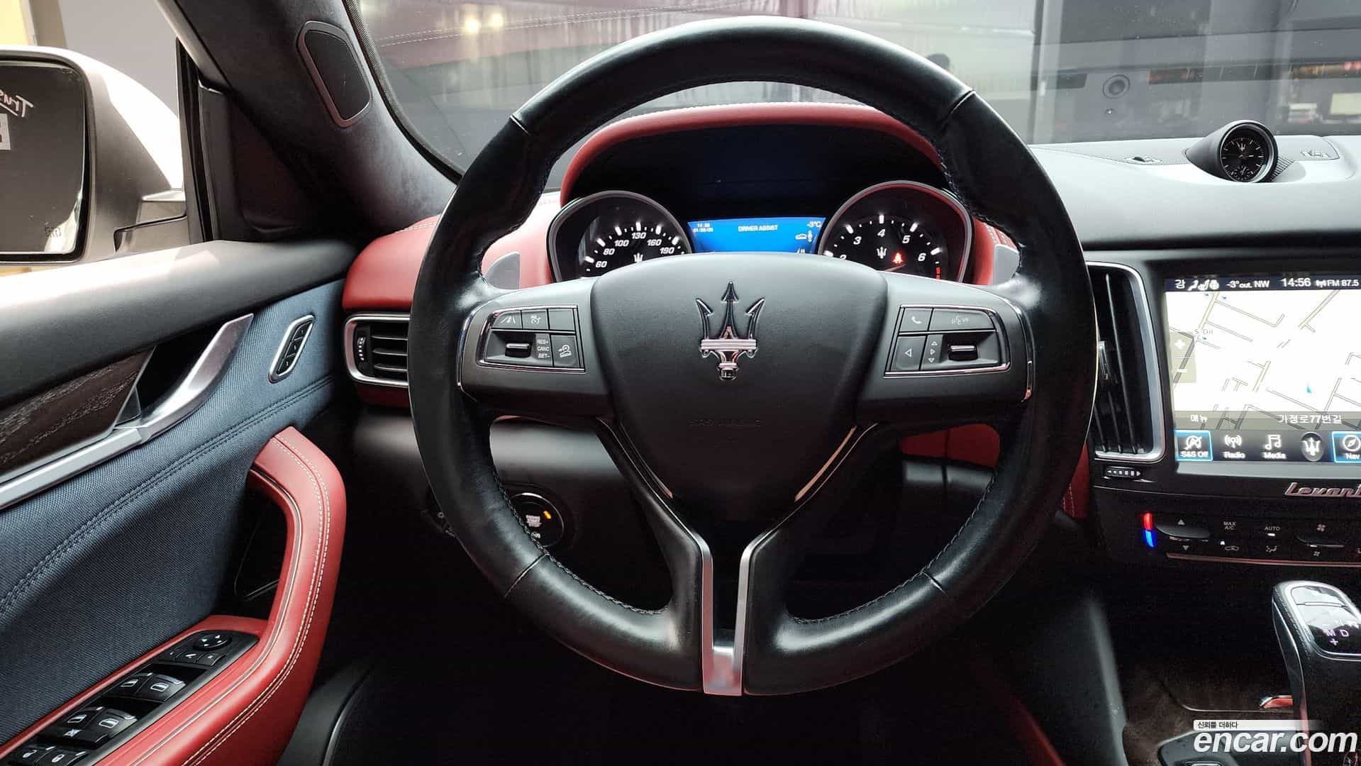 Levante Maserati 2020.8-OPTION-017