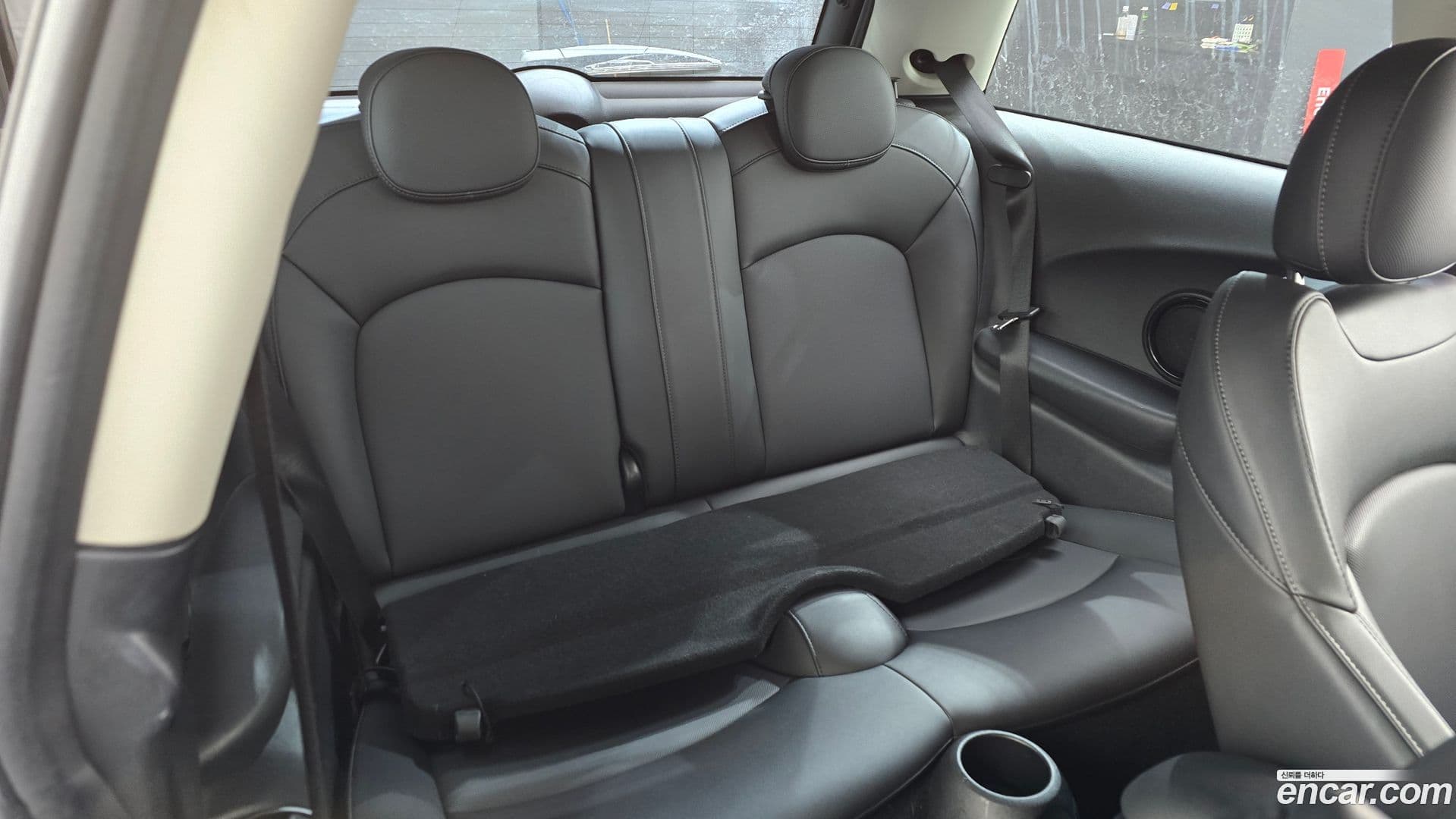 Main__Slider__Photo:Cooper Mini 2019.11-11