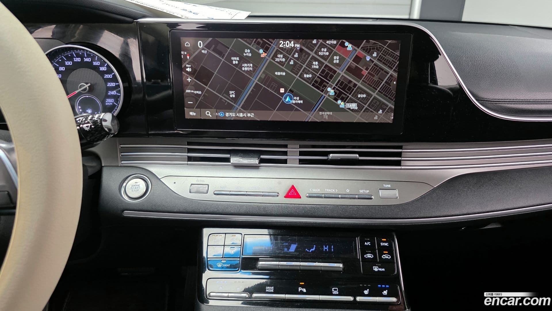 Main__Slider__Photo:Grandeur Hyundai 2020.9-16