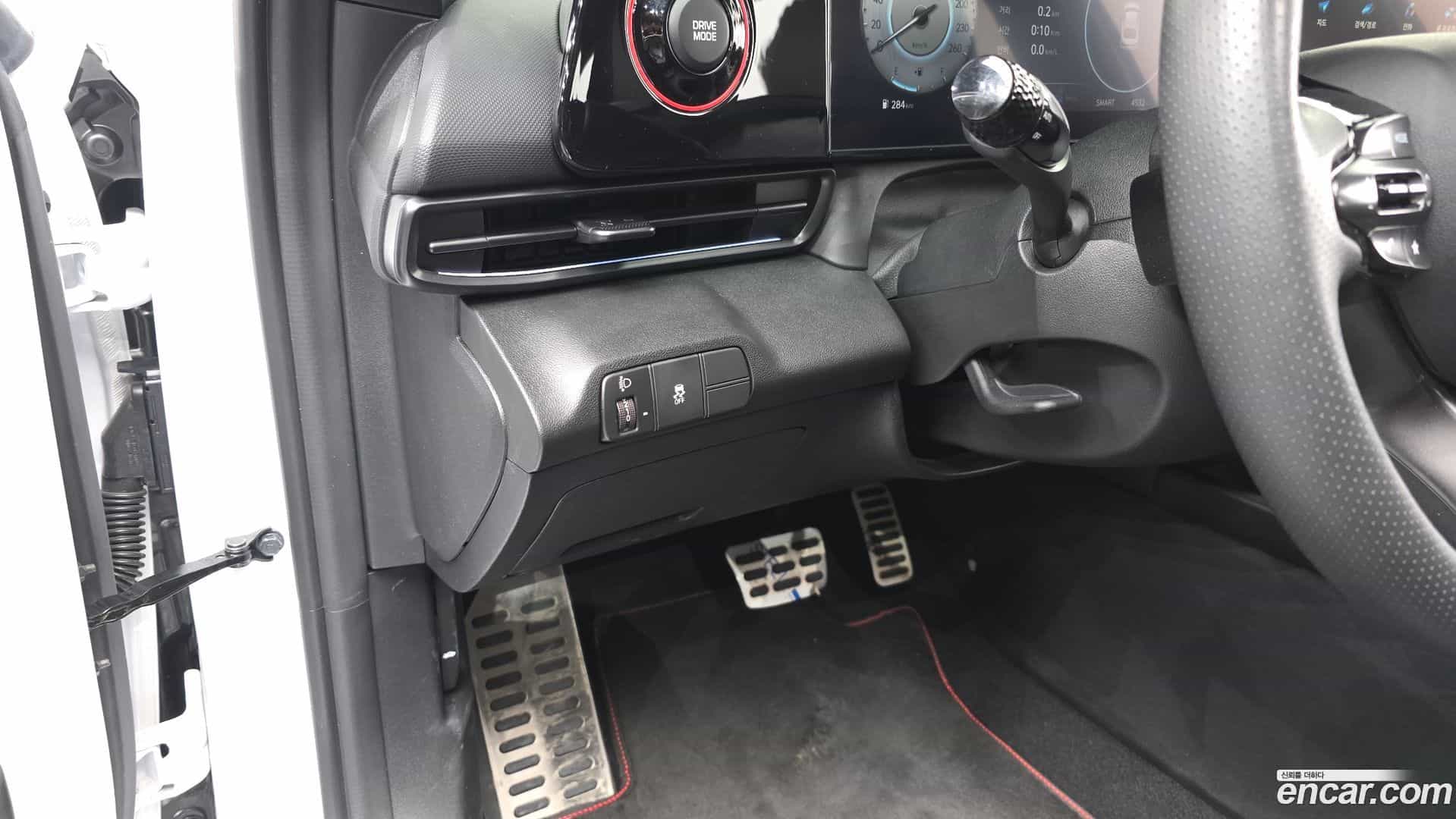 AVANTE Hyundai 2024.7-OPTION-017