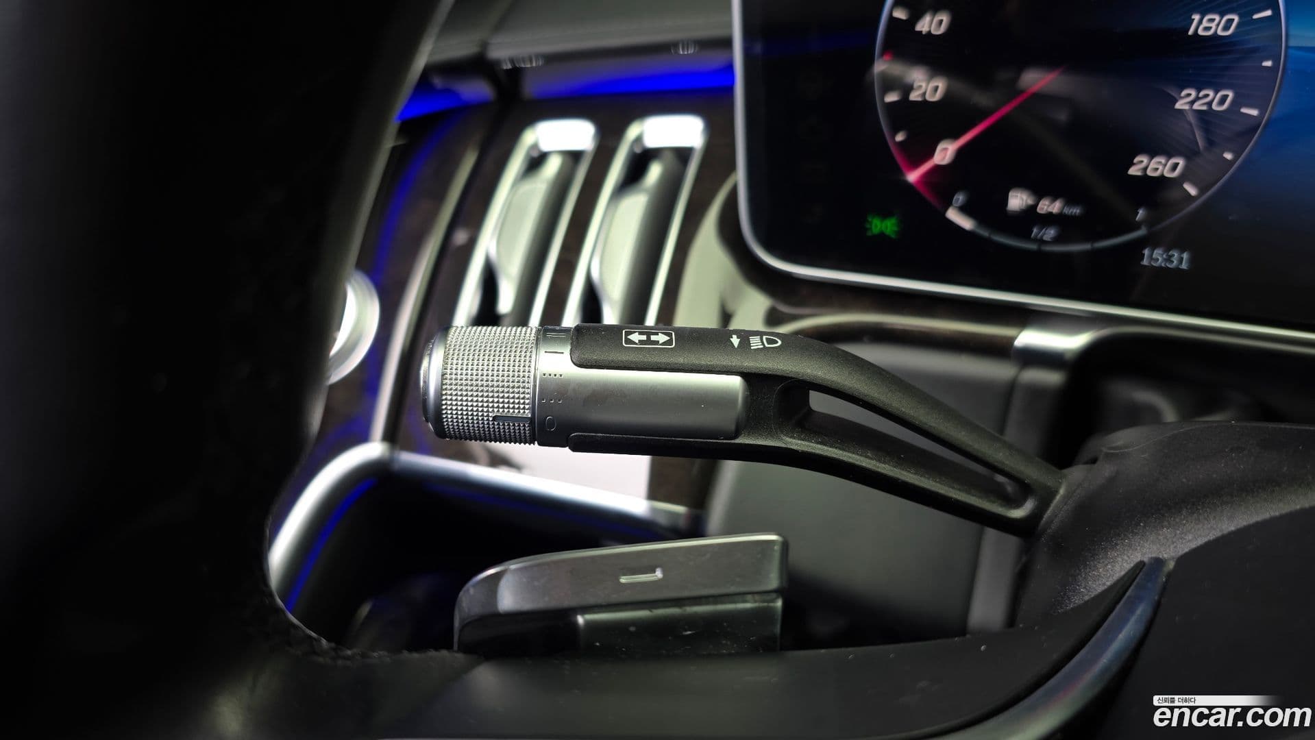 Main__Slider__Photo:S-Class Mercedes-Benz 2021.4-8