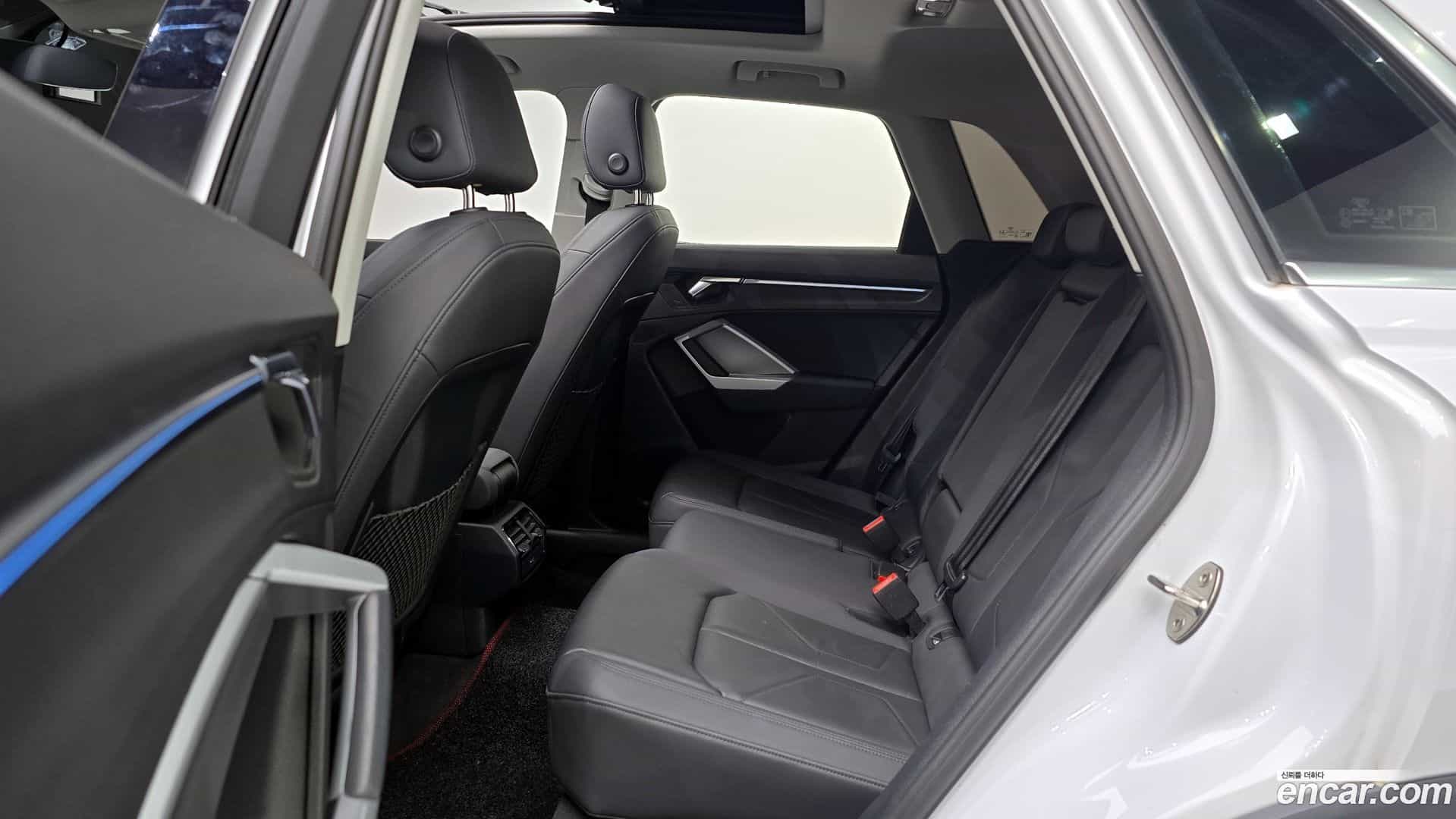 Q3 Audi 2020.10-OPTION-017