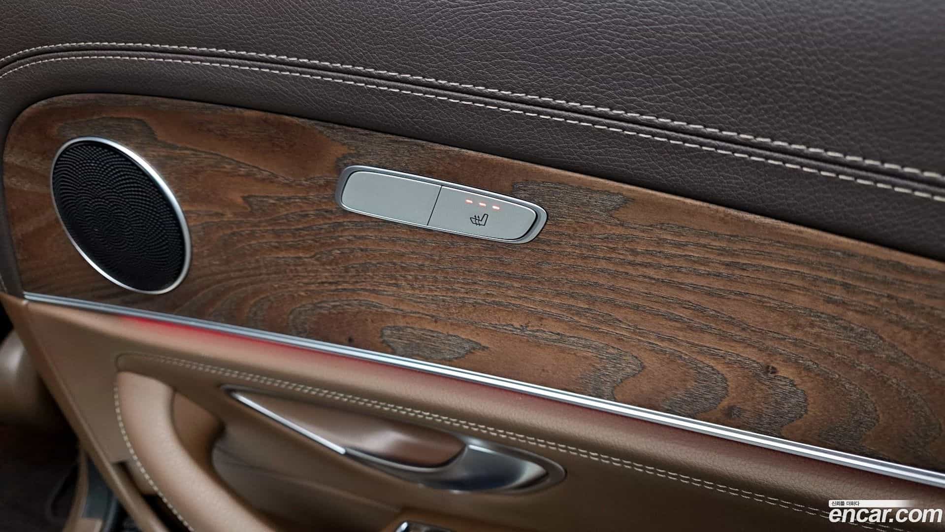 E-Class Mercedes-Benz 2016.8-OPTION-023