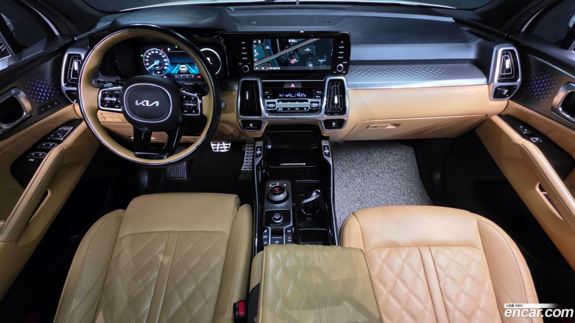 Main__Slider__Photo:Sorento Kia 2022.9-6