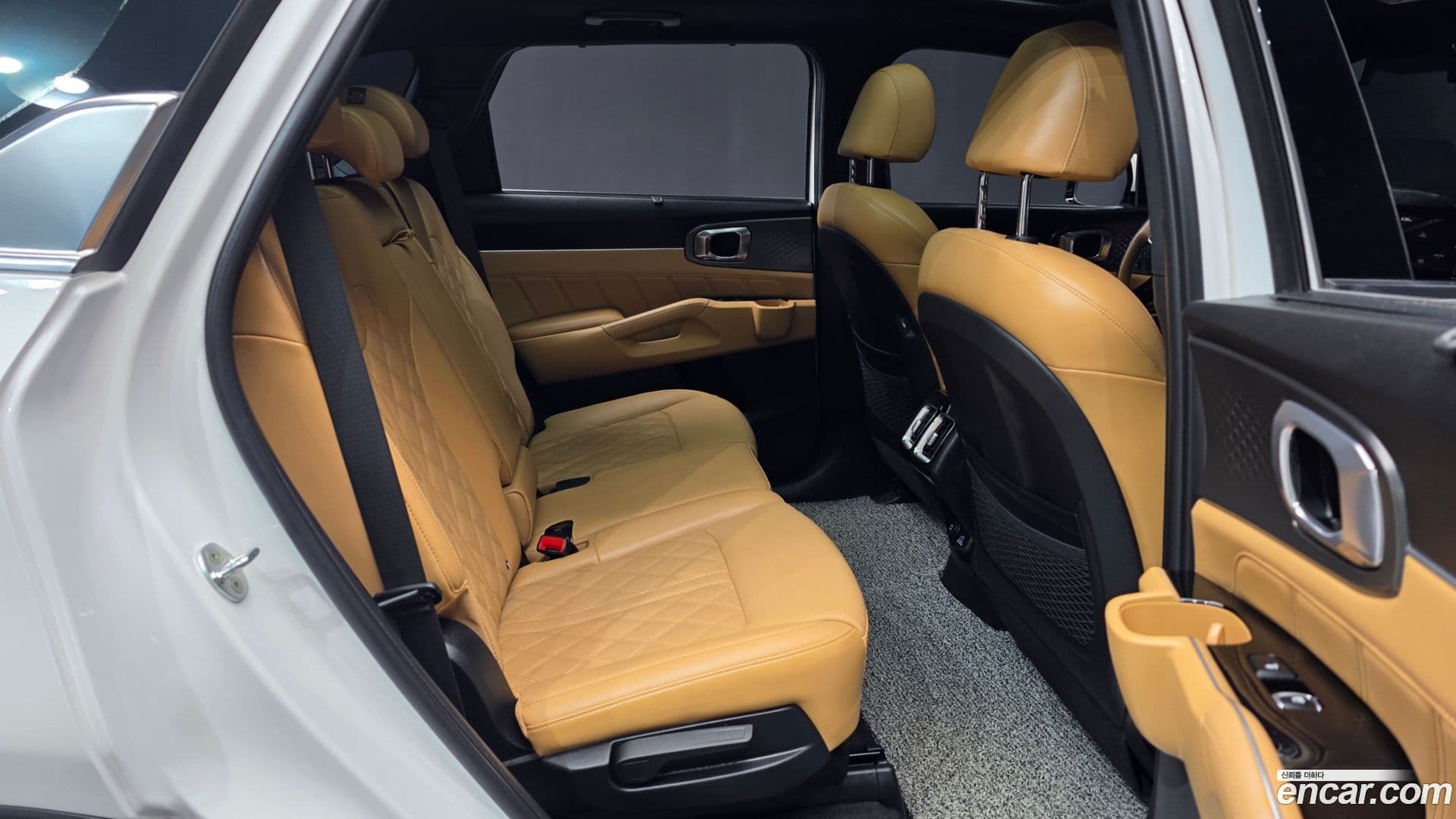 Main__Slider__Photo:Sorento Kia 2022.9-11