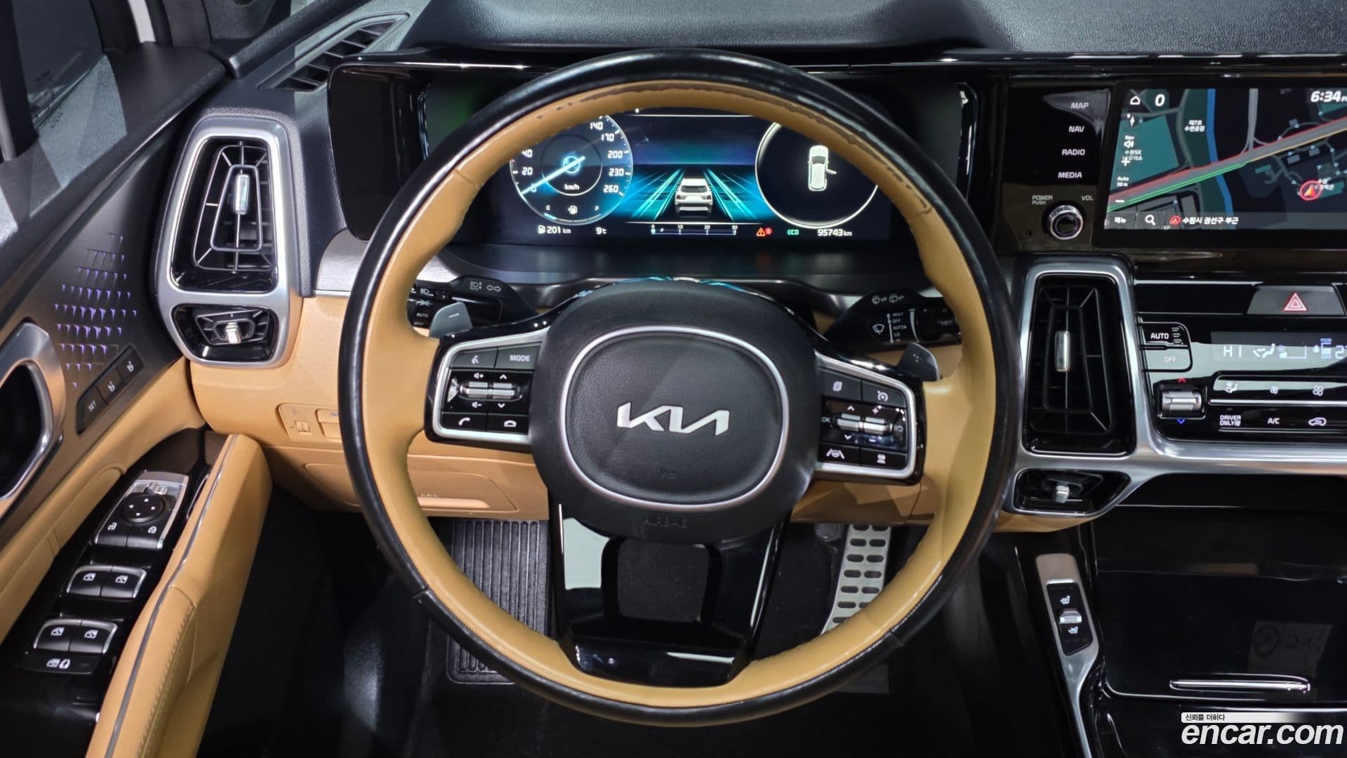 Main__Slider__Photo:Sorento Kia 2022.9-12