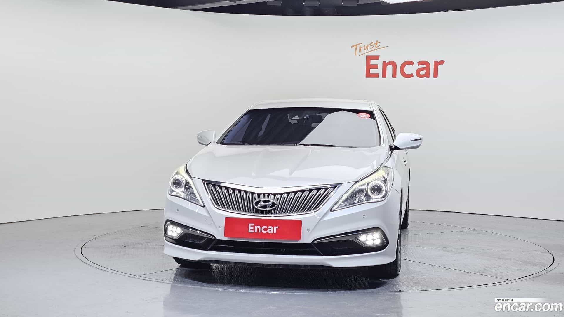 Grandeur Hyundai 2015.7-OUTER-003