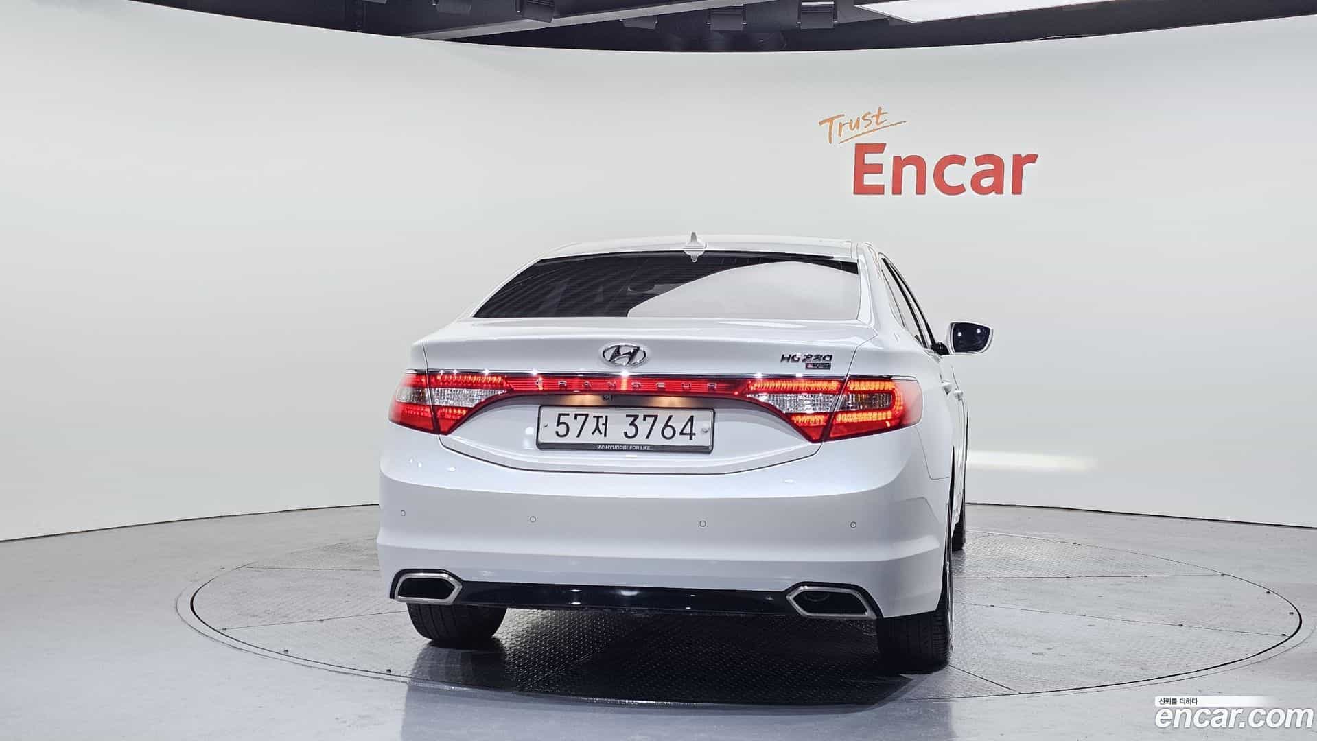 Grandeur Hyundai 2015.7-OUTER-004