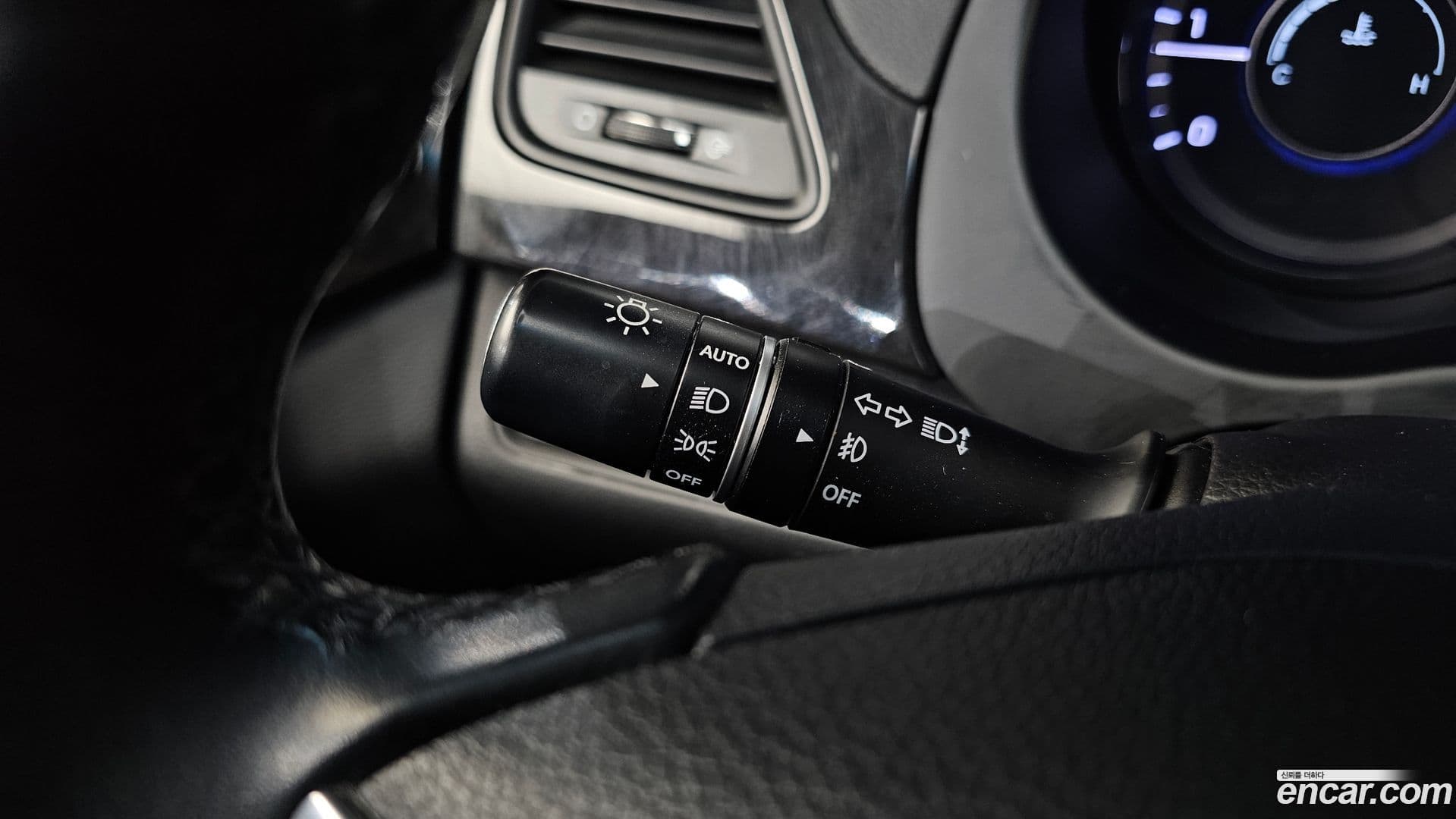 Main__Slider__Photo:Grandeur Hyundai 2015.7-14