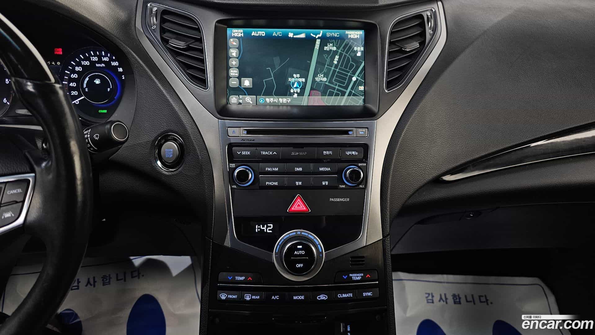 Grandeur Hyundai 2015.7-OPTION-021