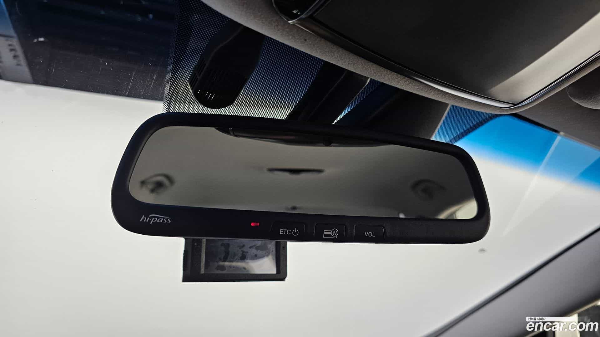 Grandeur Hyundai 2015.7-OPTION-023