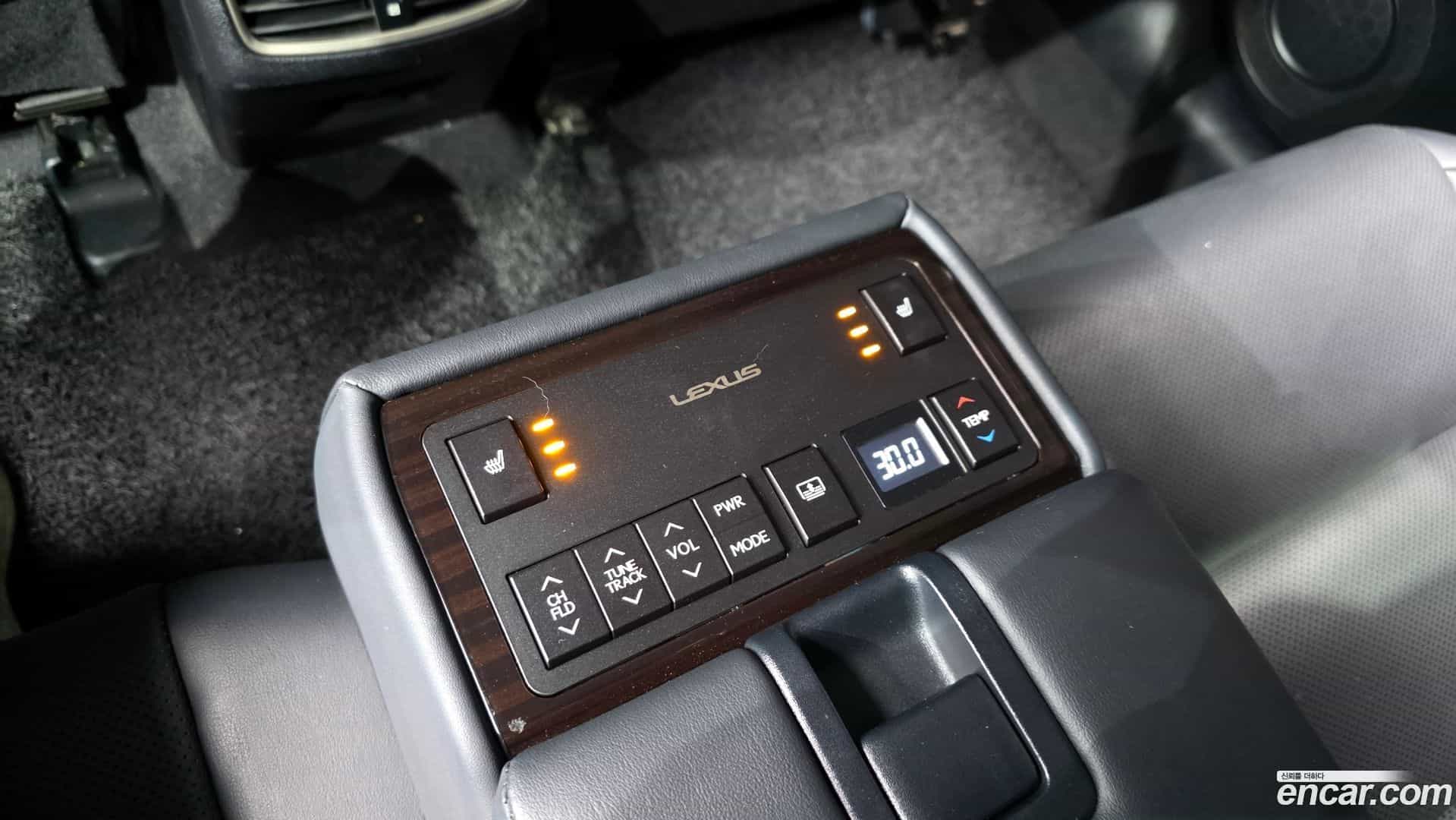 ES Lexus 2017.9-OPTION-023