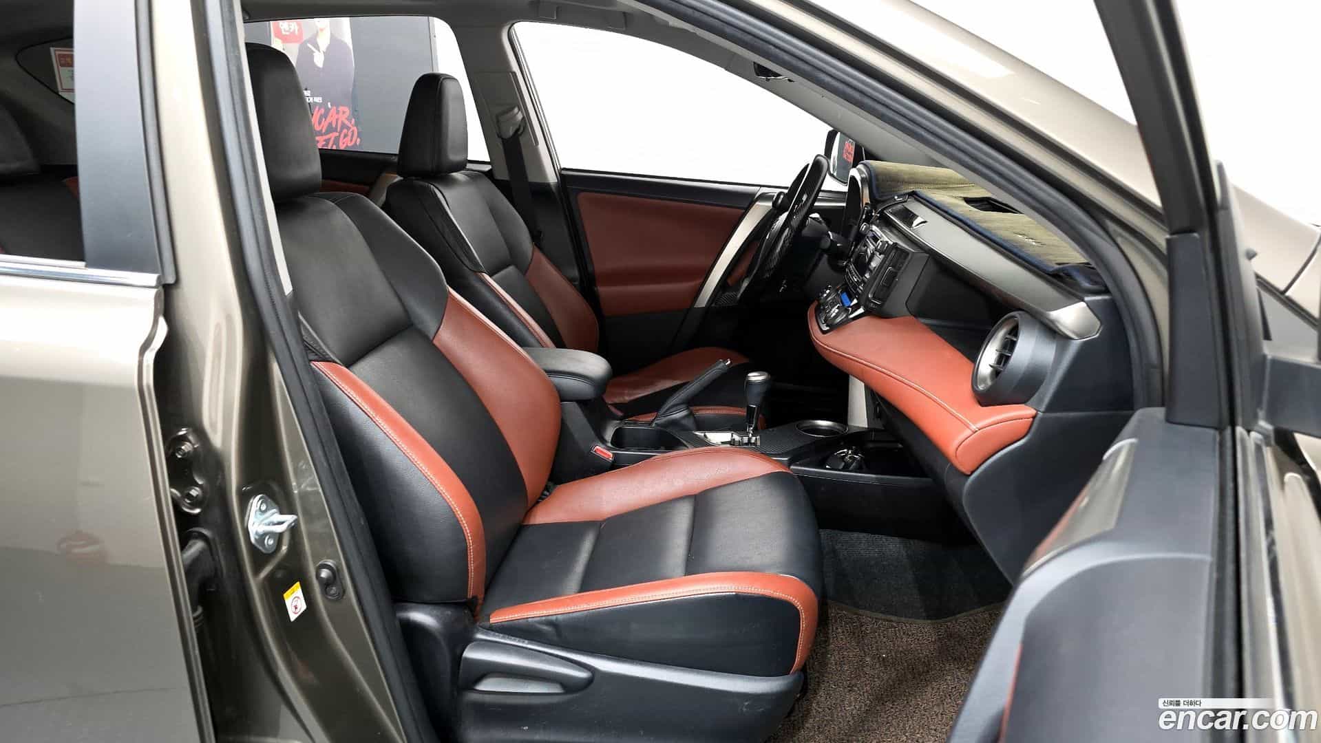 RAV4 Toyota 2015.4-OPTION-015