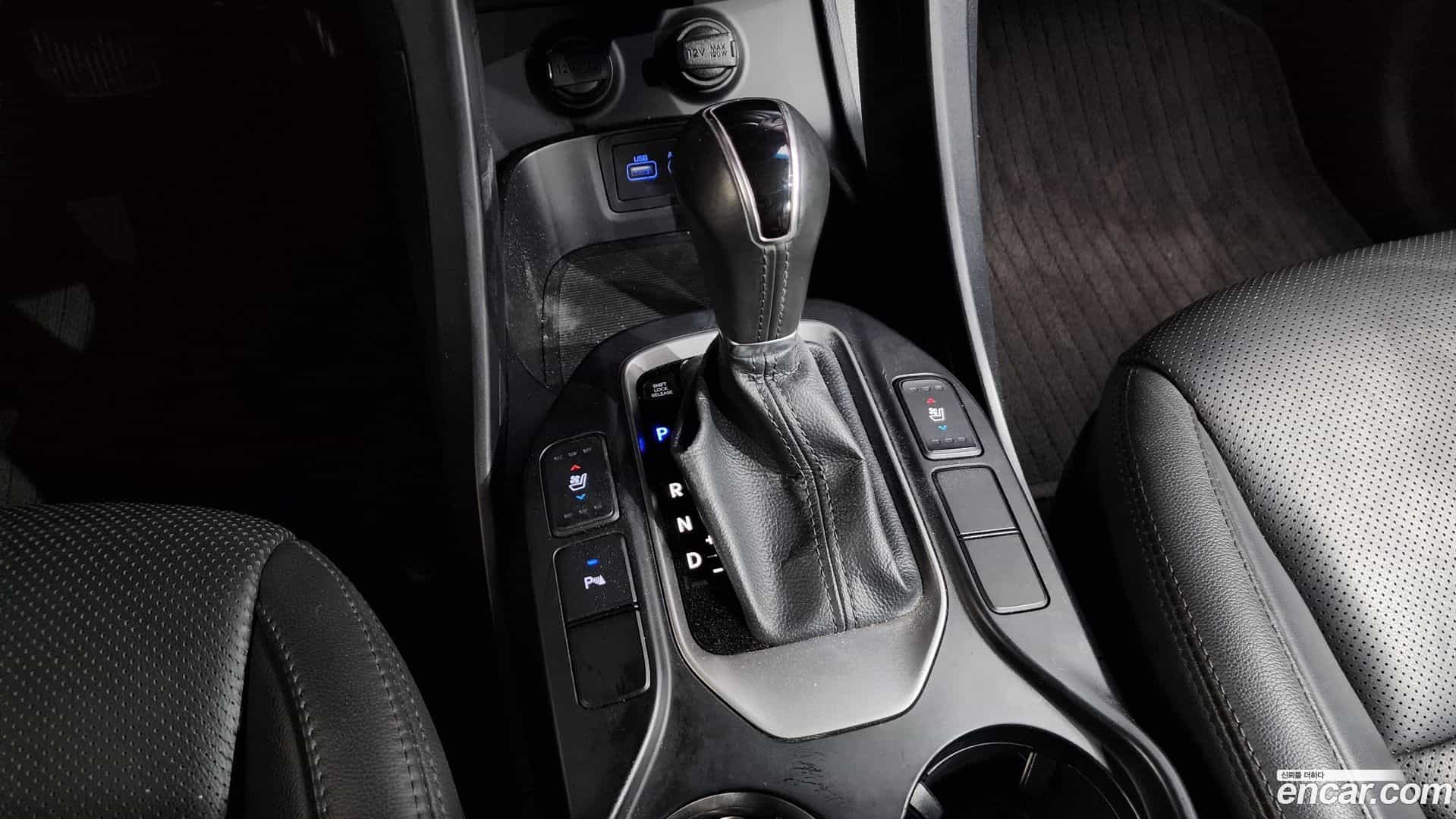 Maxcruz Hyundai 2017.3-INNER-009