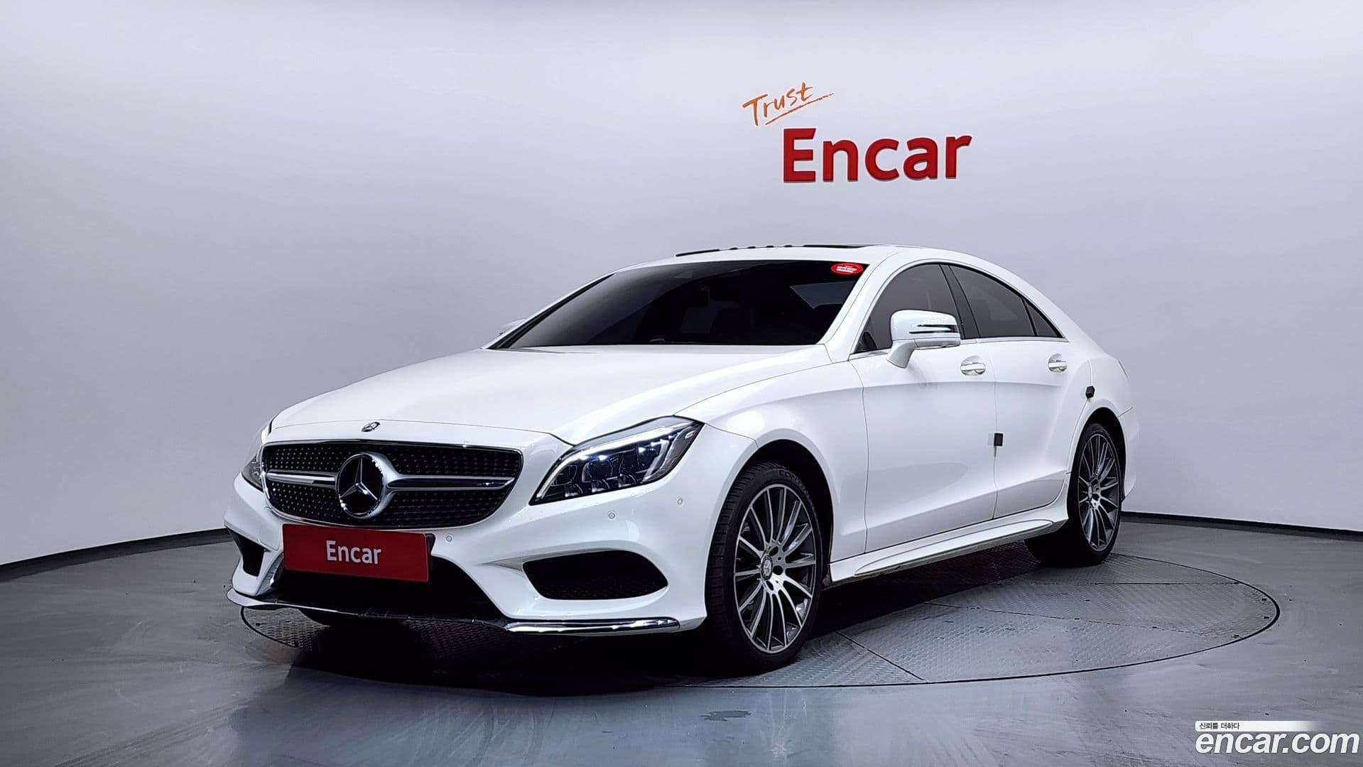 Main__Slider__Photo:CLS-Class Mercedes-Benz 2016.4-0