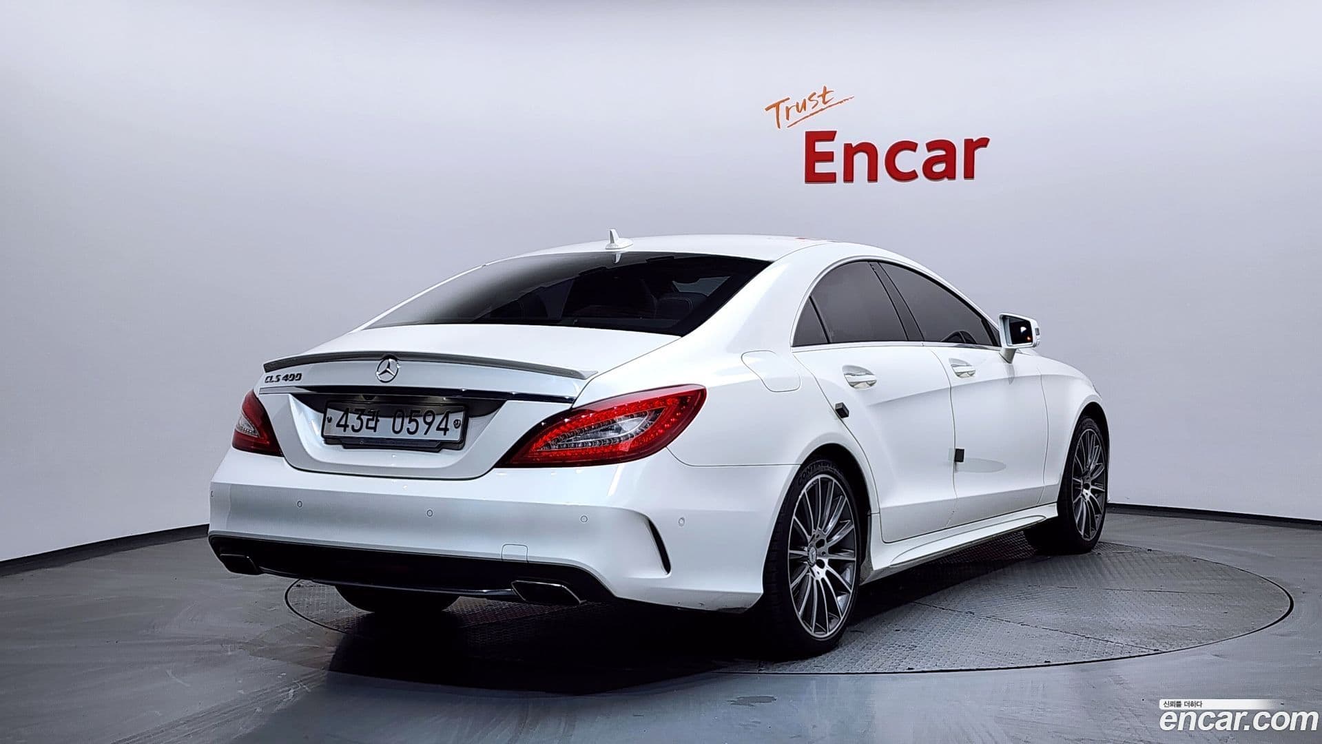 Main__Slider__Photo:CLS-Class Mercedes-Benz 2016.4-1