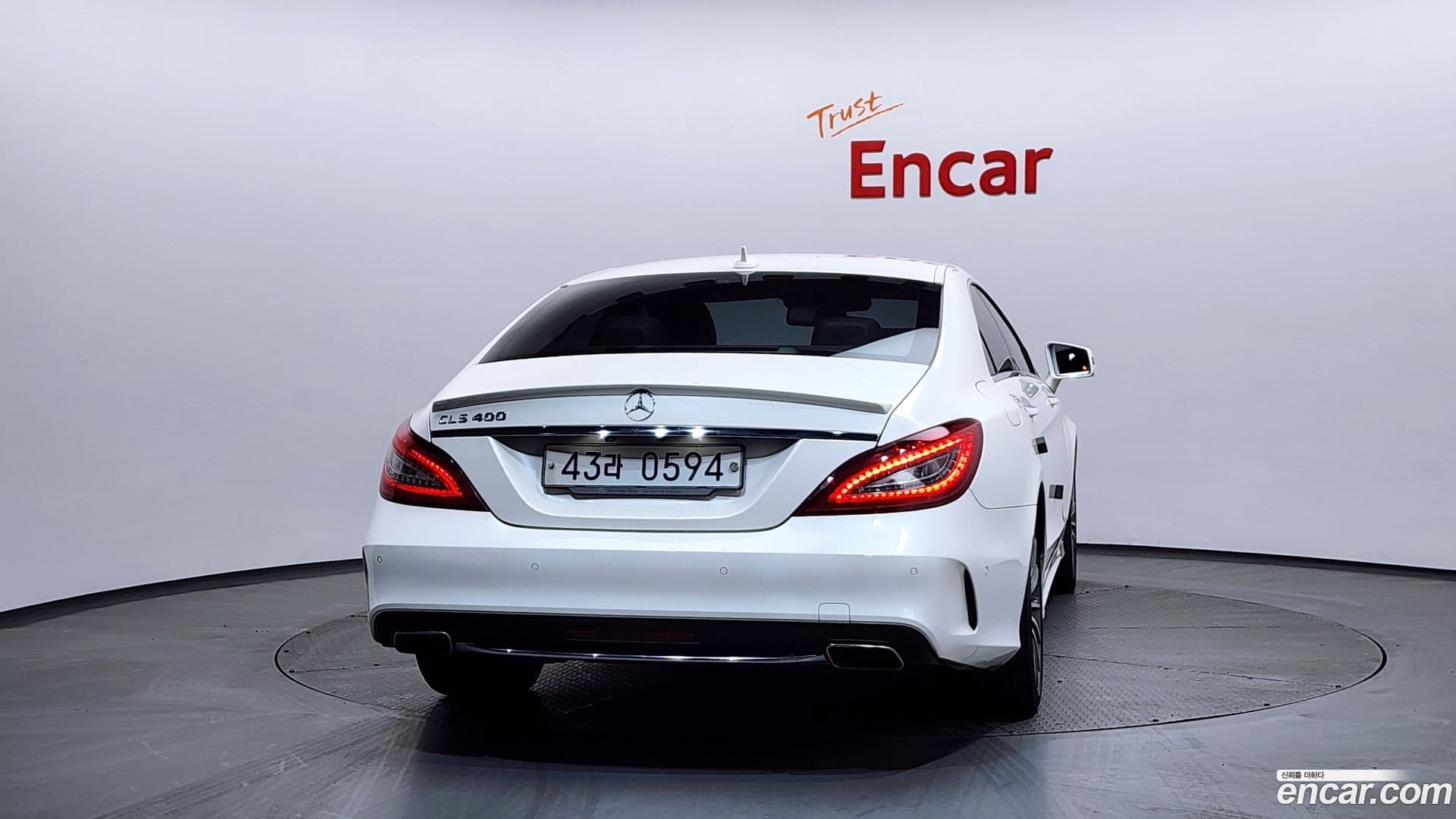 Main__Slider__Photo:CLS-Class Mercedes-Benz 2016.4-3