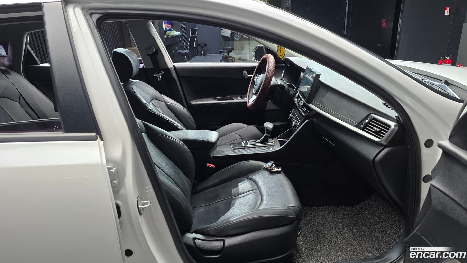 Main__Slider__Photo:K5 Kia 2018.4-10