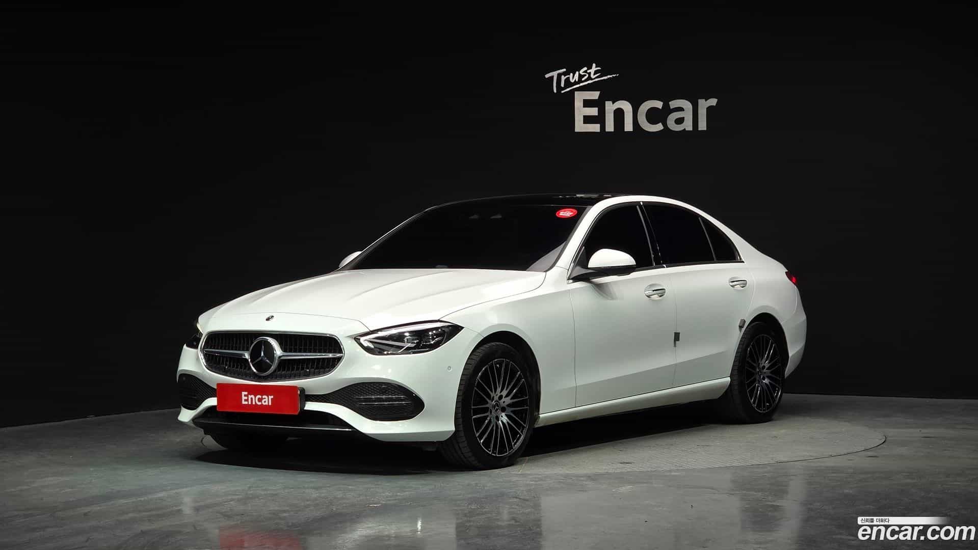 C-Class Mercedes-Benz 2025.2-OUTER-001