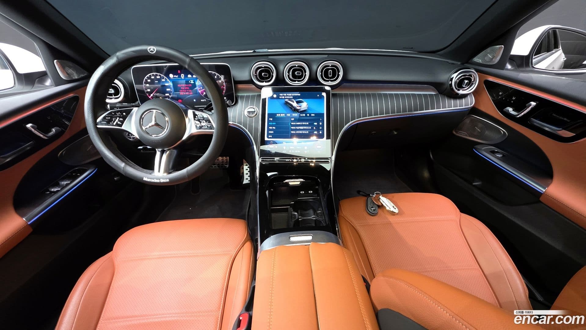 Main__Slider__Photo:C-Class Mercedes-Benz 2025.2-6