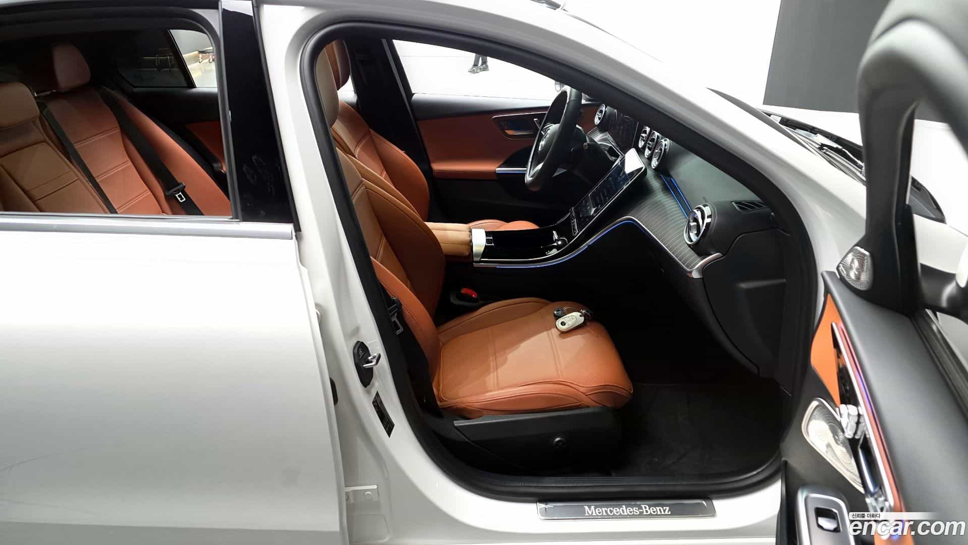 C-Class Mercedes-Benz 2025.2-OPTION-015