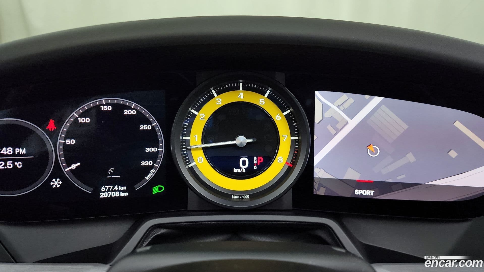 Main__Slider__Photo:911 Porsche 2020.5-7